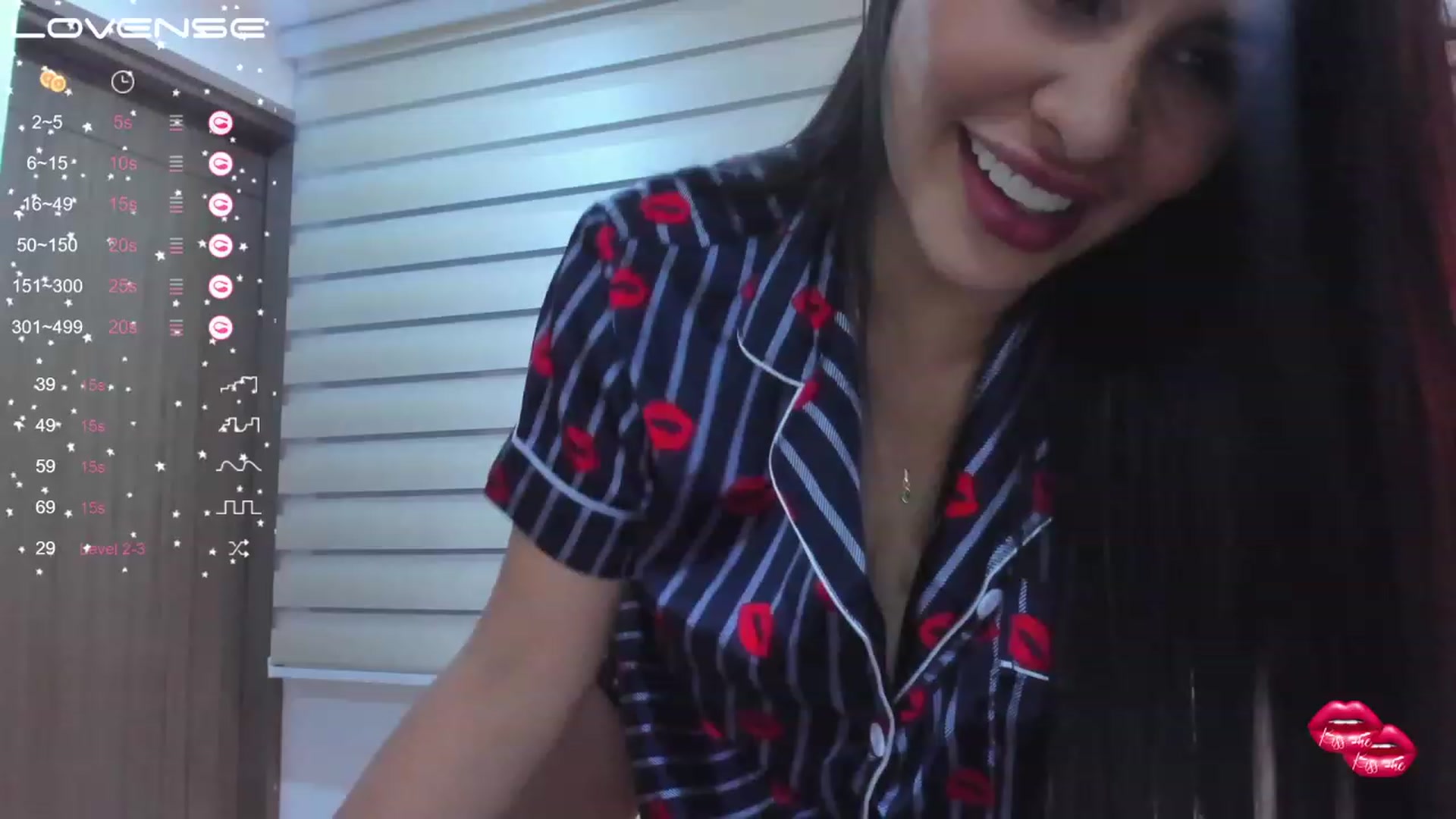 Gallery image thumbnail from Miss_Falak's myfreecams stream on, 05/03/2023, 04:14 image 10 of 20