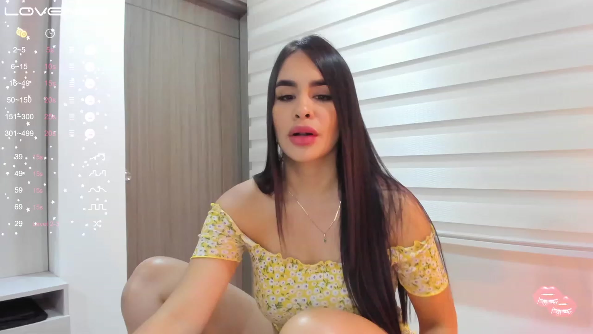 Gallery image thumbnail from Miss_Falak's myfreecams stream on, 05/05/2023, 02:57 image 14 of 20