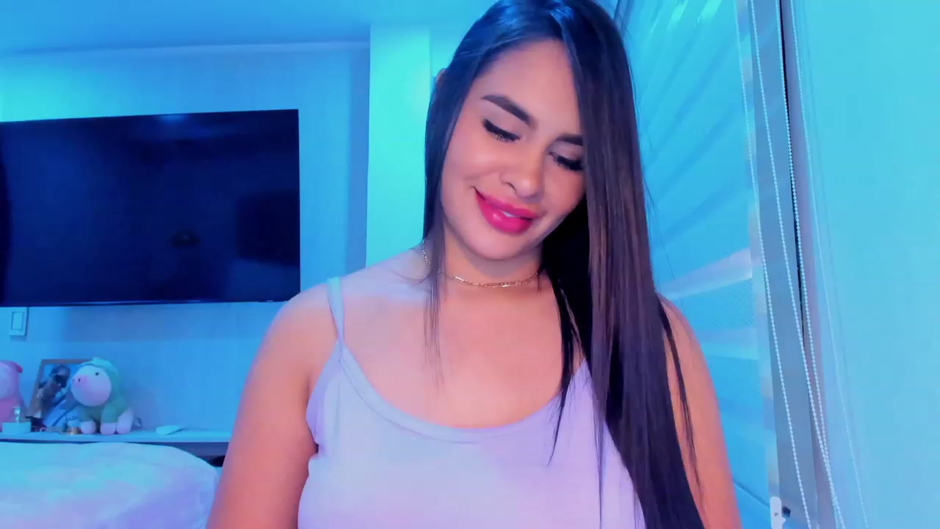 Gallery image thumbnail from Miss_Falak's myfreecams stream on, 05/11/2023, 02:31 image 1 of 20