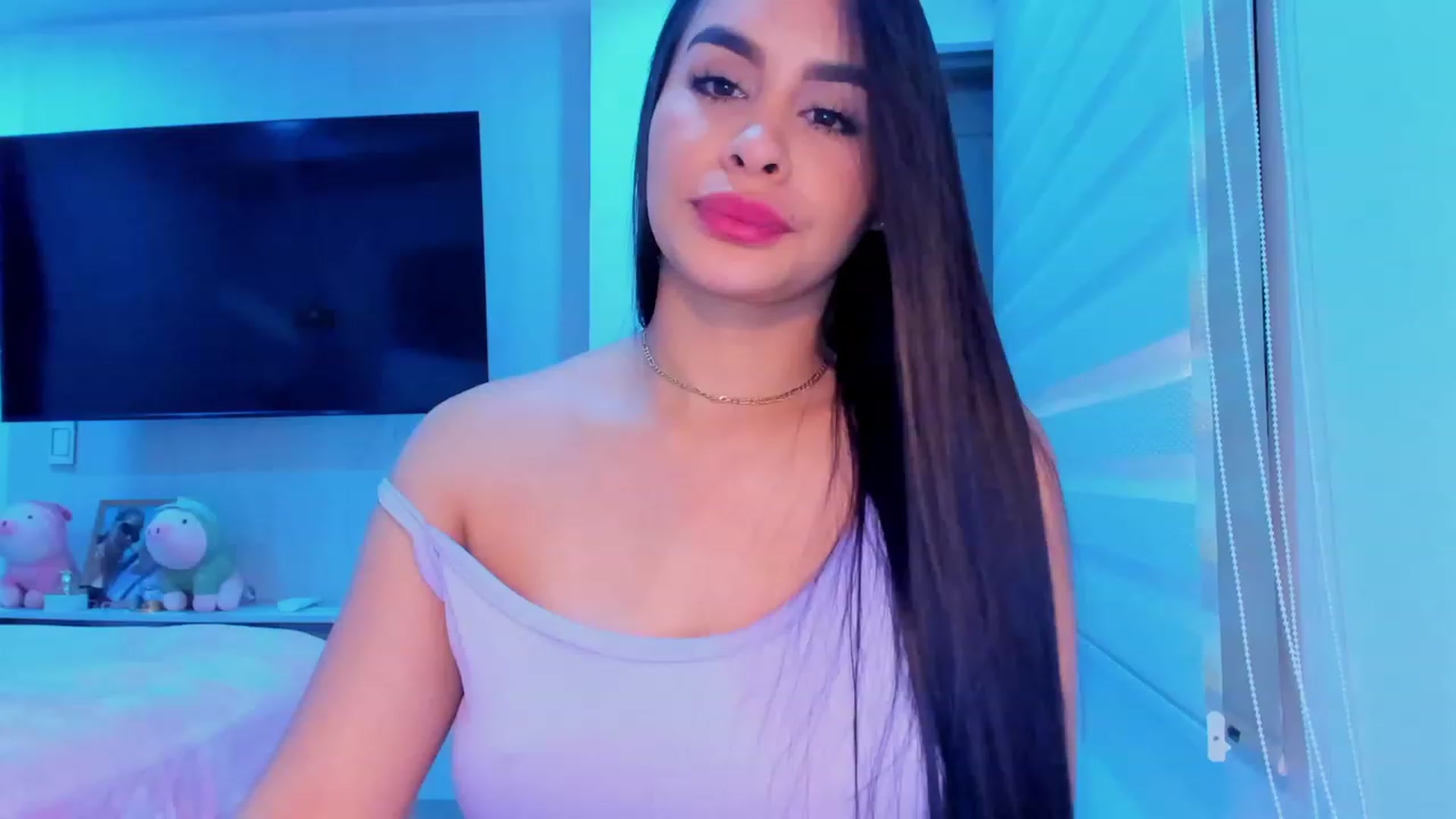 Gallery image thumbnail from Miss_Falak's myfreecams stream on, 05/11/2023, 03:17 image 5 of 20