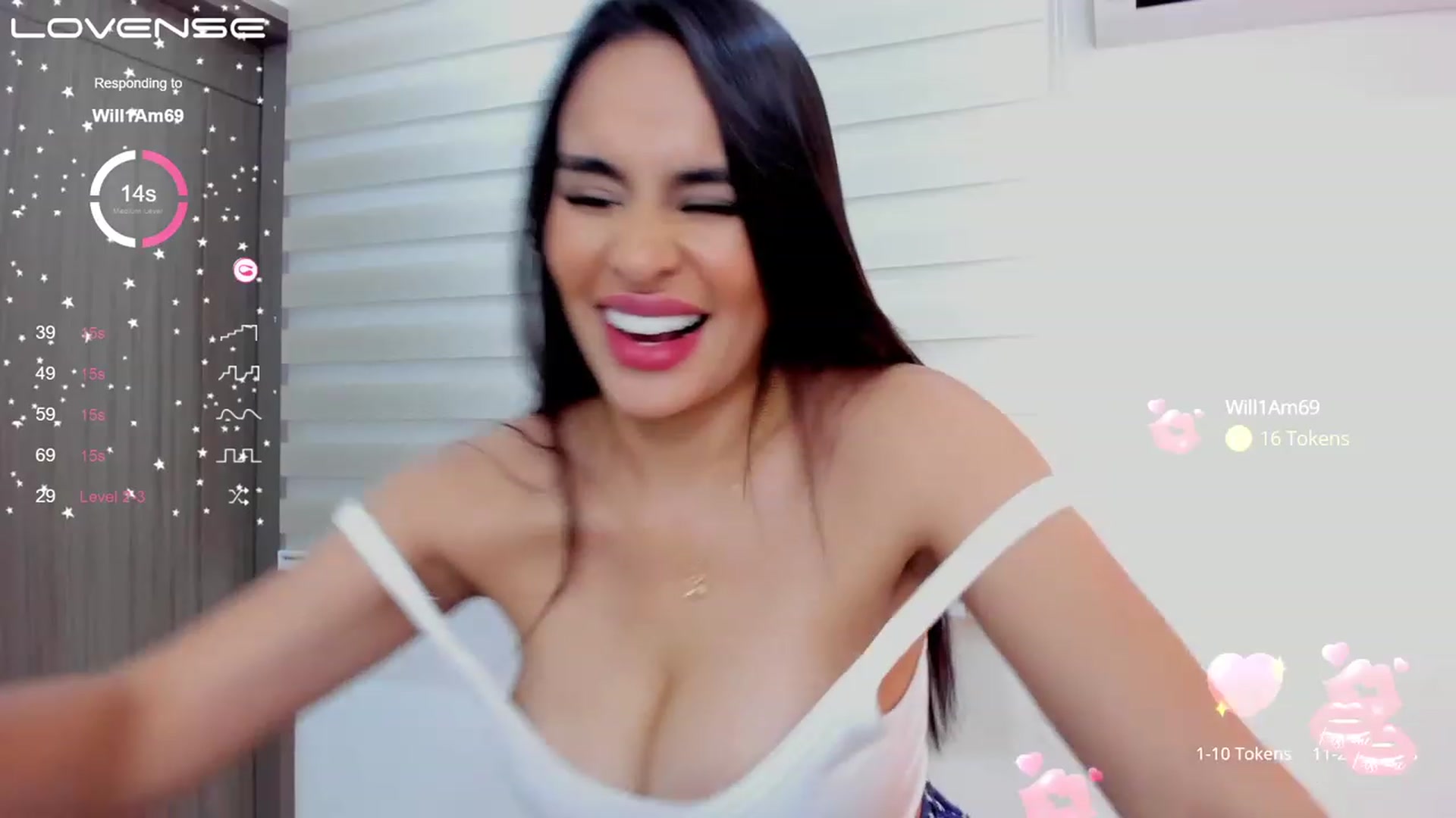 Gallery image thumbnail from Miss_Falak's myfreecams stream on, 06/14/2023, 24:39 image 10 of 20