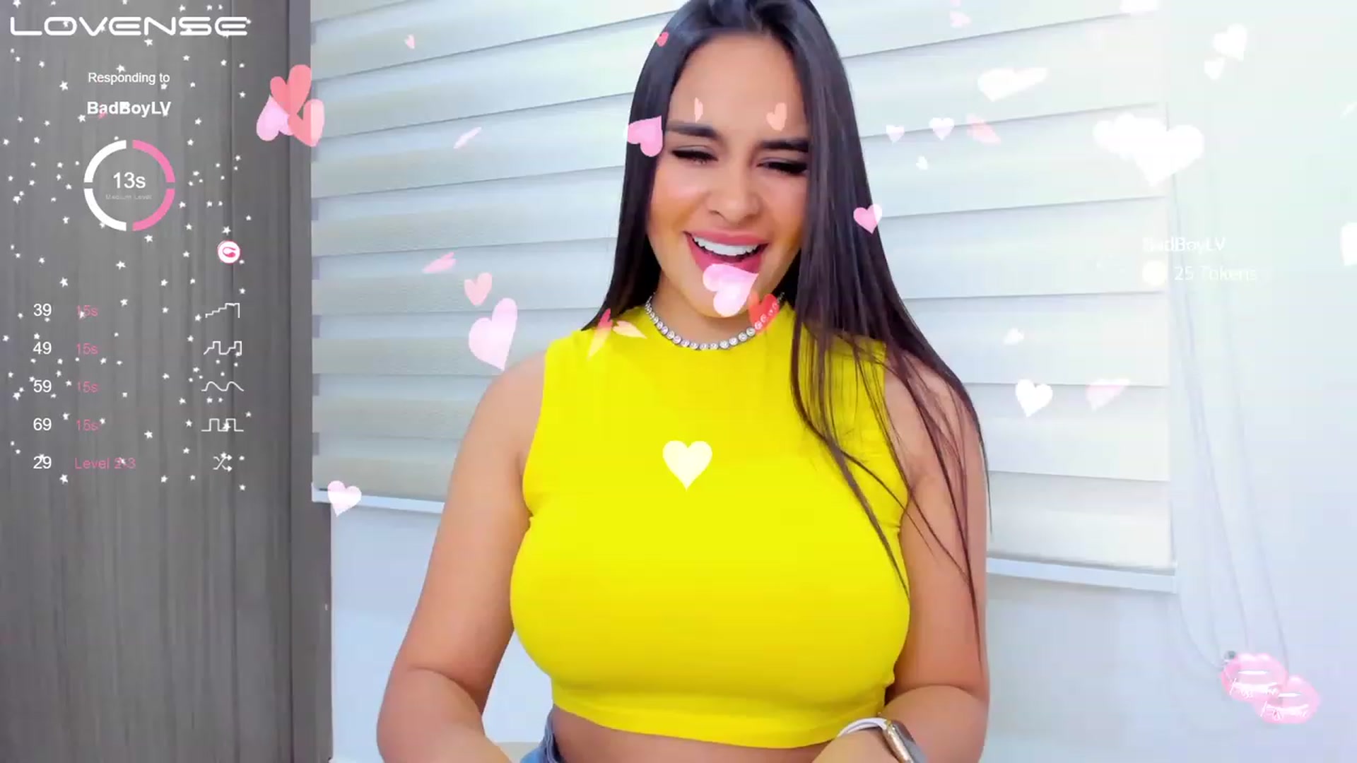 Gallery image thumbnail from Miss_Falak's myfreecams stream on, 06/27/2023, 24:44 image 14 of 20