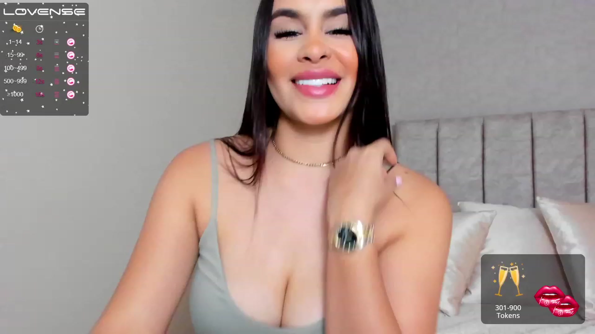 Gallery image thumbnail from Miss_Falak's myfreecams stream on, 08/05/2023, 23:49 image 12 of 20
