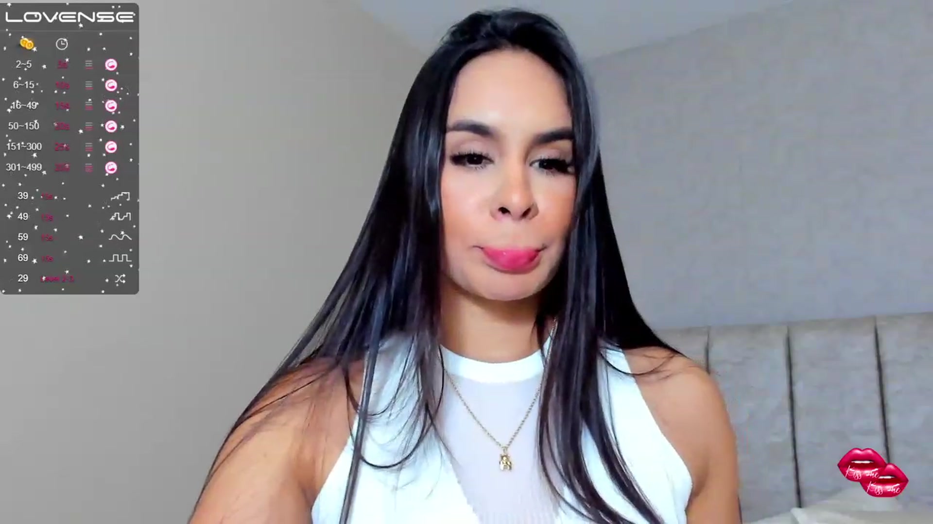 Gallery image thumbnail from Miss_Falak's myfreecams stream on, 08/07/2023, 23:42 image 15 of 20