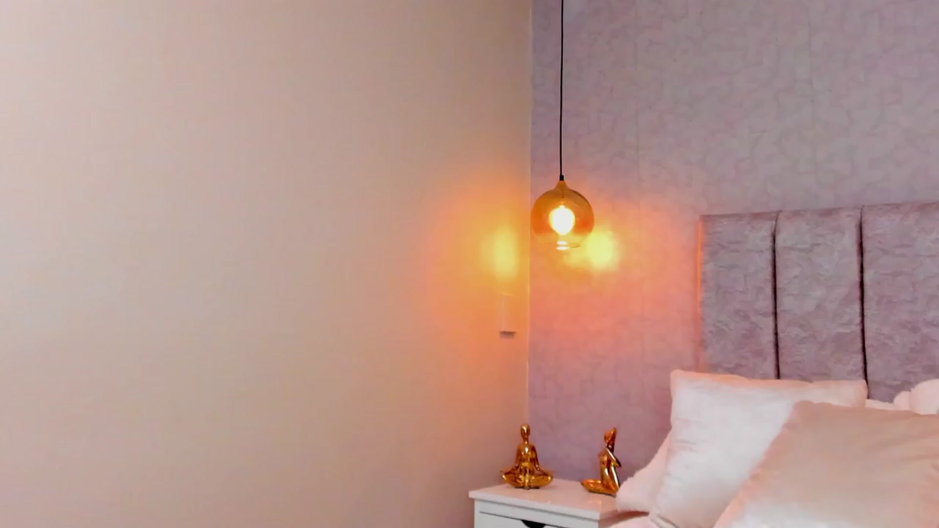 Gallery image thumbnail from Miss_Falak's myfreecams stream on, 10/01/2023, 24:21 image 7 of 20