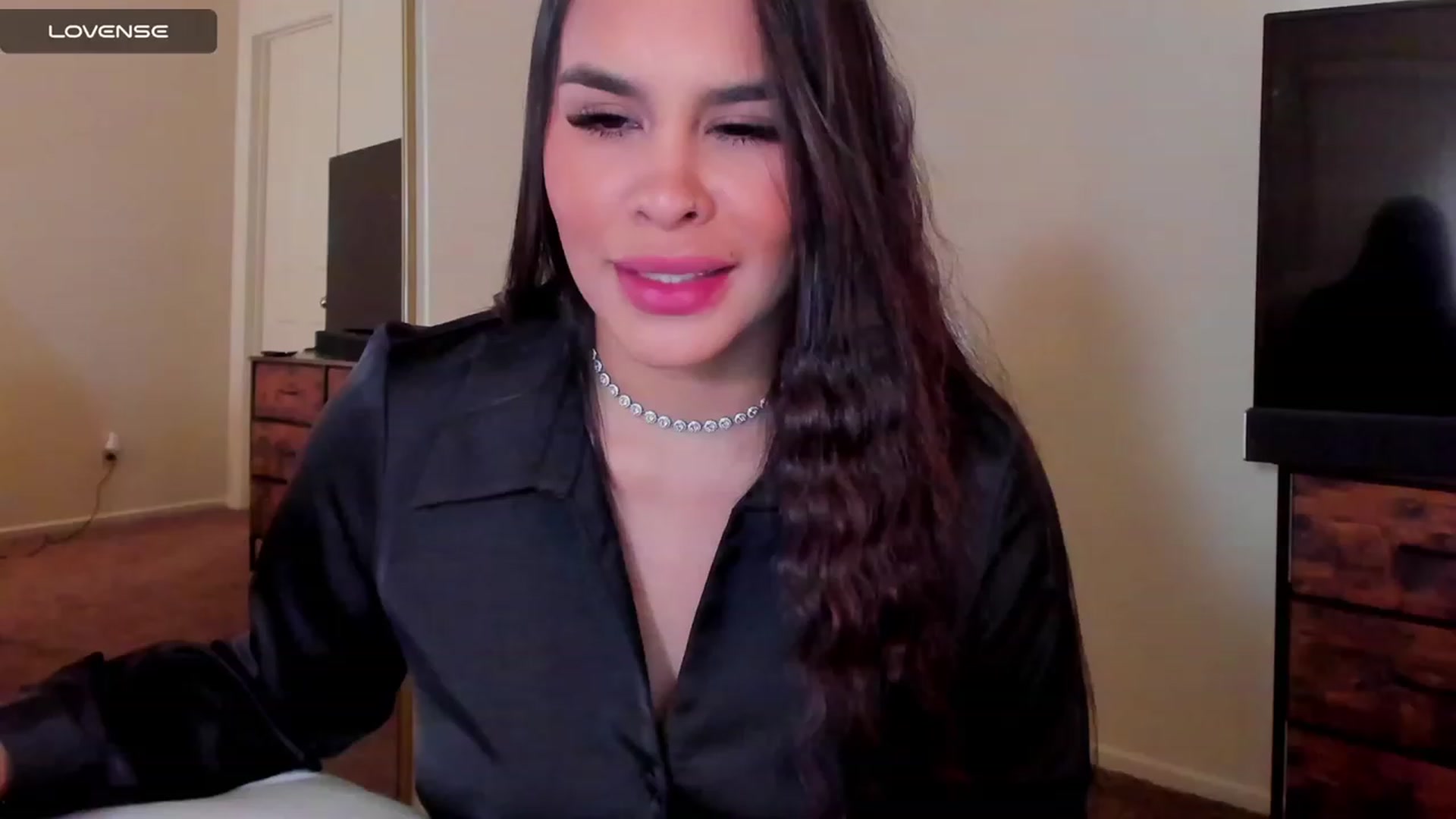 Gallery image thumbnail from Miss_Falak's myfreecams stream on, 11/23/2023, 01:41 image 12 of 20