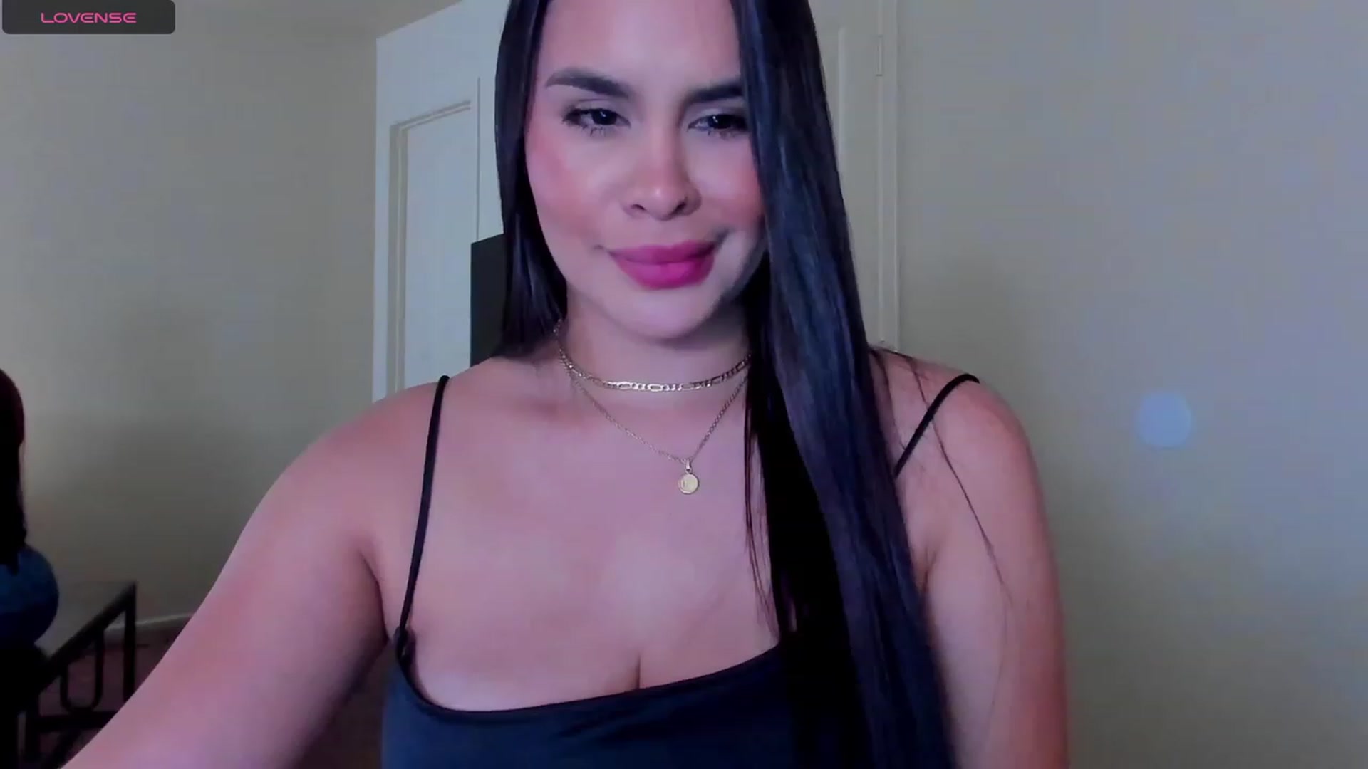 Gallery image thumbnail from Miss_Falak's myfreecams stream on, 12/13/2023, 01:08 image 3 of 20