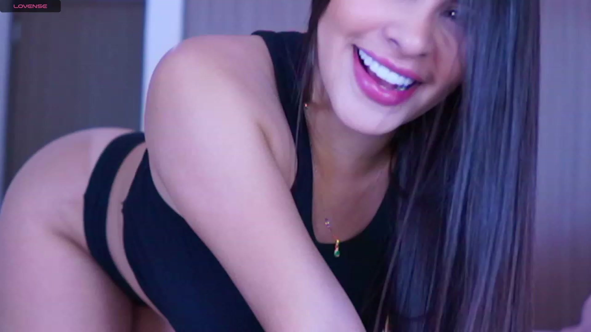 Gallery image thumbnail from Miss_Falak's myfreecams stream on, 03/06/2024, 24:54 image 12 of 20