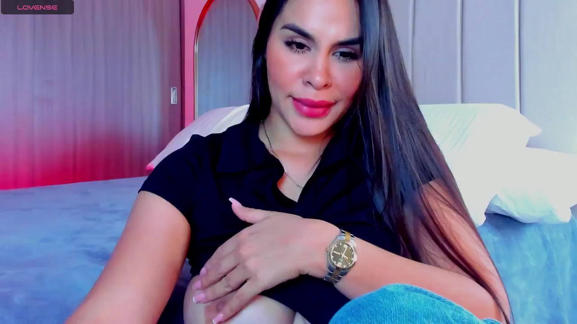 Gallery image thumbnail from Miss_Falak's myfreecams stream on, 05/06/2024, 02:46 image 2 of 20