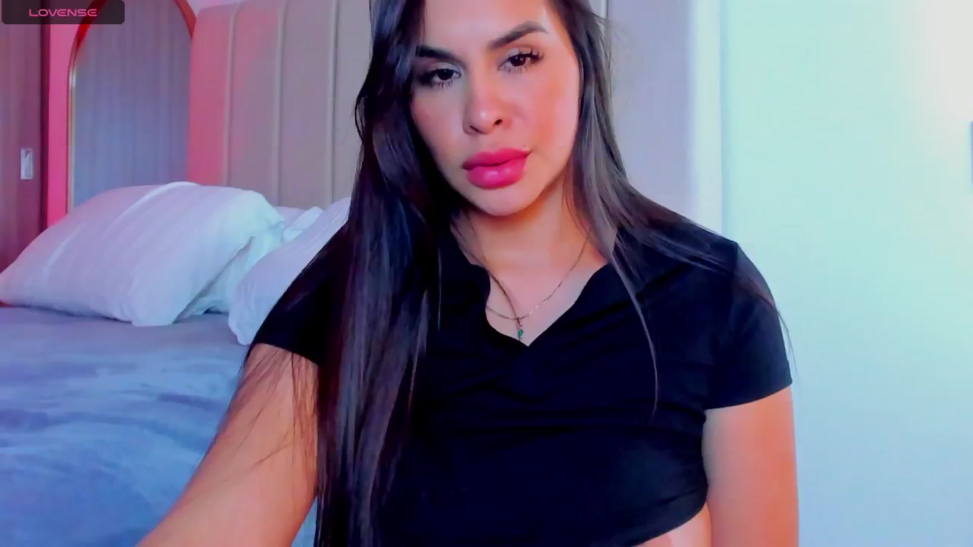 Gallery image thumbnail from Miss_Falak's myfreecams stream on, 05/06/2024, 02:46 image 20 of 20
