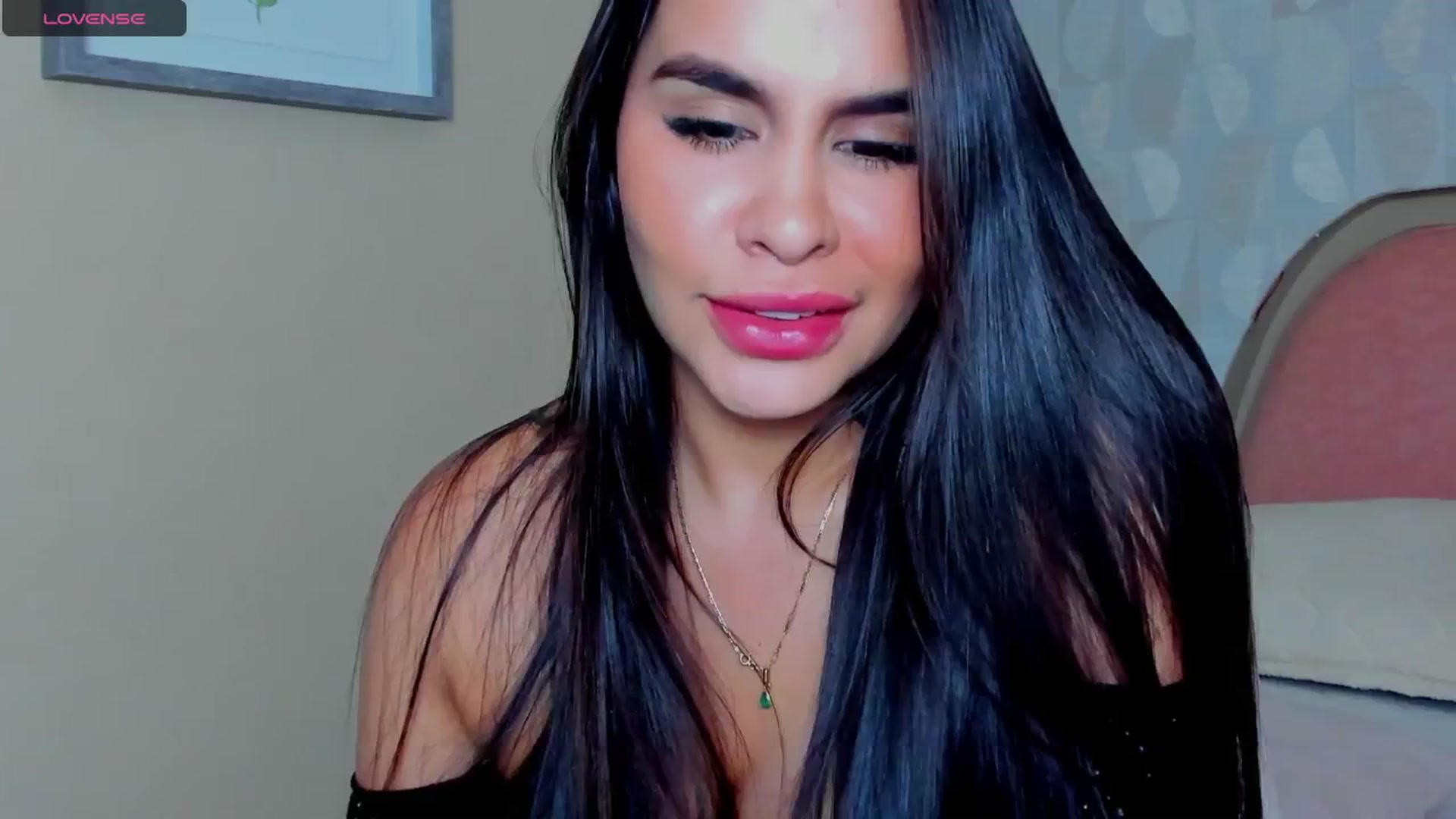 Gallery image thumbnail from Miss_Falak's myfreecams stream on, 06/01/2024, 01:16 image 10 of 20