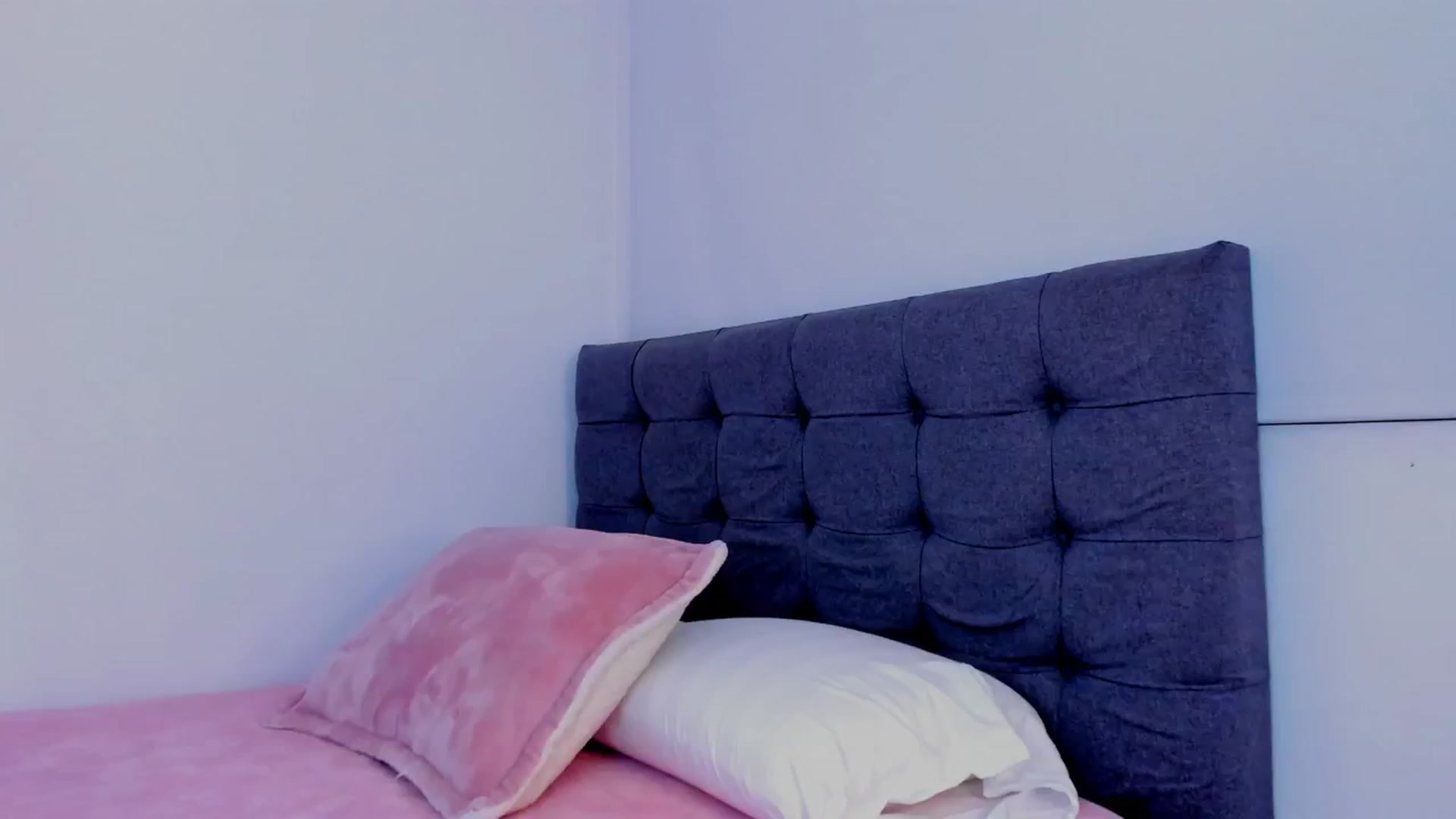 Gallery image thumbnail from Miss_Falak's myfreecams stream on, 06/07/2024, 01:21 image 4 of 20