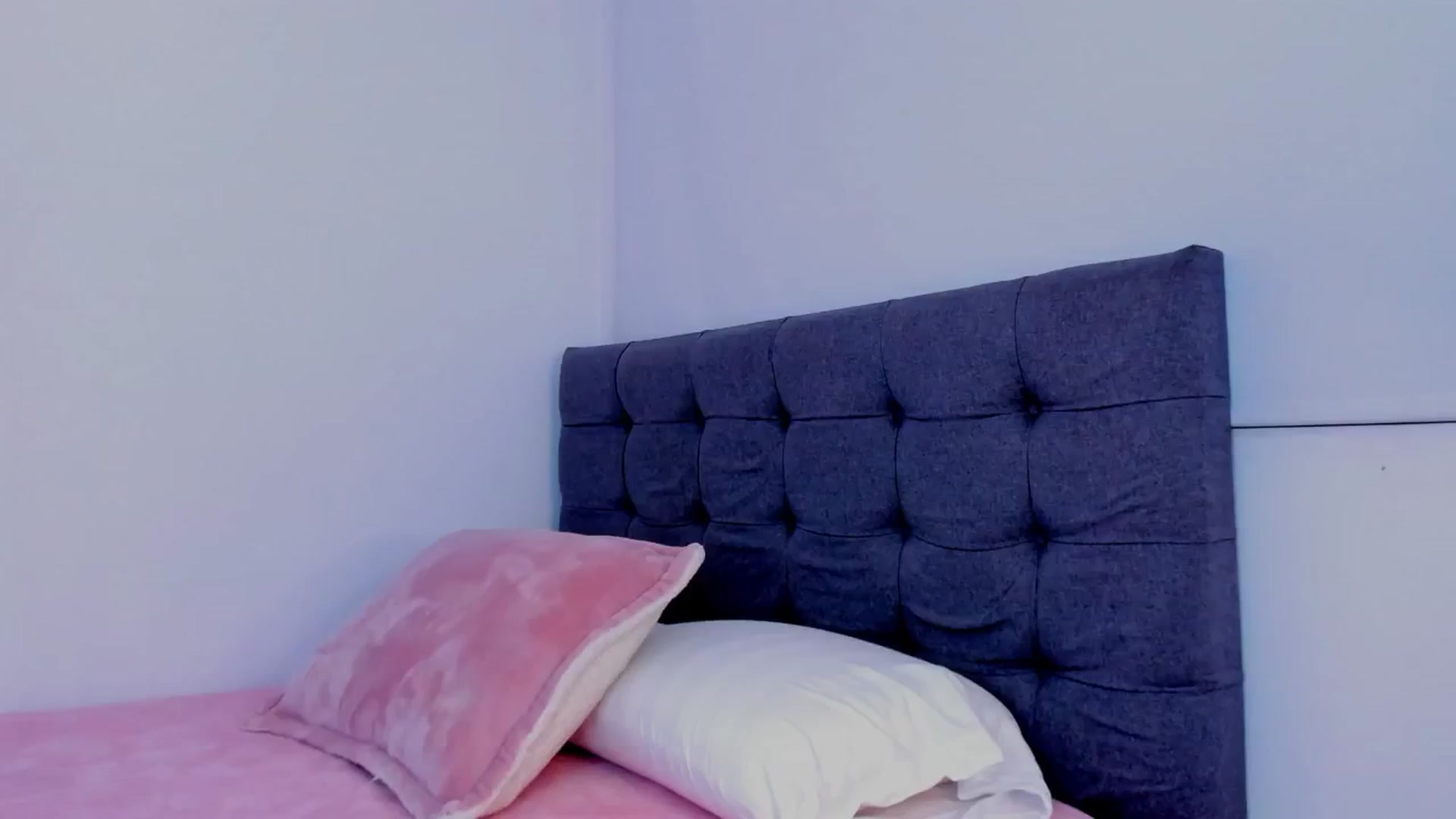 Gallery image thumbnail from Miss_Falak's myfreecams stream on, 06/07/2024, 01:21 image 3 of 20