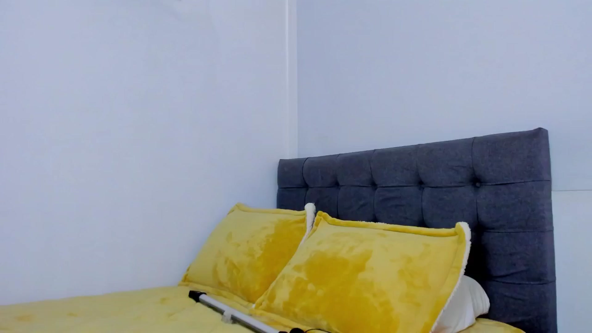 Gallery image thumbnail from Miss_Falak's myfreecams stream on, 06/15/2024, 20:18 image 1 of 20