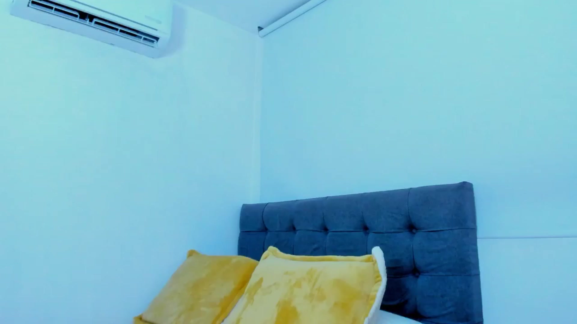 Gallery image thumbnail from Miss_Falak's myfreecams stream on, 06/26/2024, 24:15 image 12 of 20