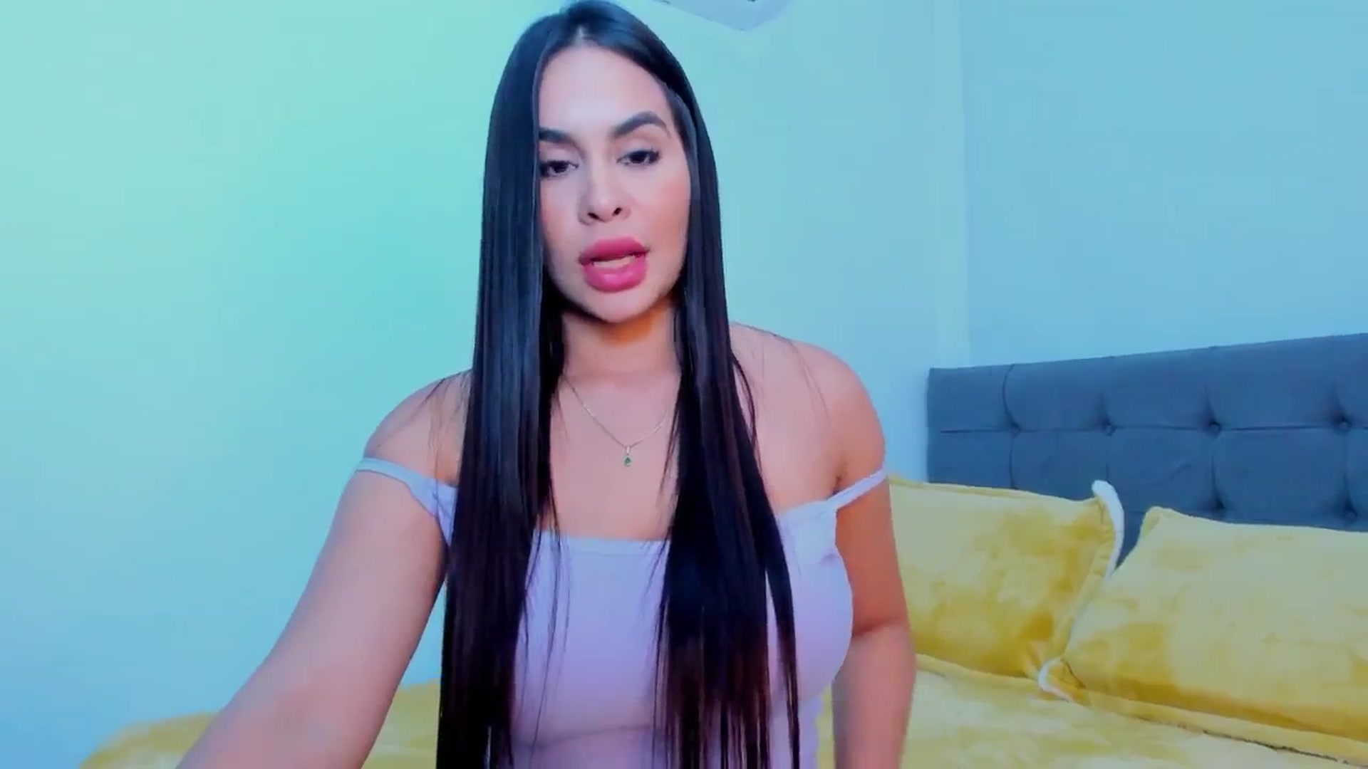 Gallery image thumbnail from Miss_Falak's myfreecams stream on, 06/28/2024, 02:14 image 12 of 20