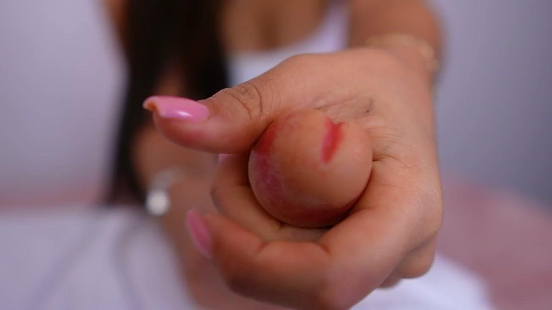 Gallery image thumbnail from Miss_Falak's myfreecams stream on, 06/30/2024, 03:25 image 2 of 20