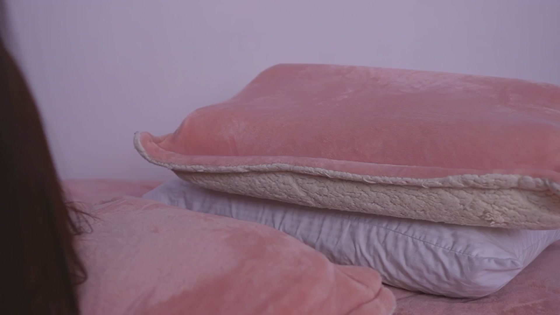Gallery image thumbnail from Miss_Falak's myfreecams stream on, 07/07/2024, 02:11 image 15 of 20