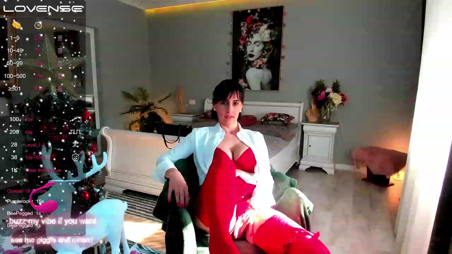 Gallery image thumbnail from Miss_Giulia's myfreecams stream on, 12/30/2022, 10:03 image 16 of 20