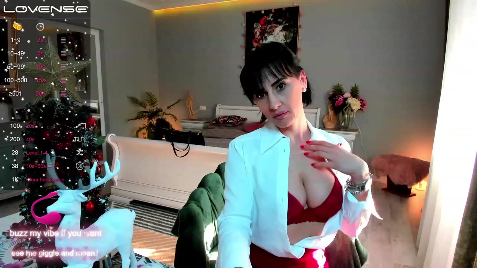Gallery image thumbnail from Miss_Giulia's myfreecams stream on, 12/30/2022, 10:03 image 12 of 20
