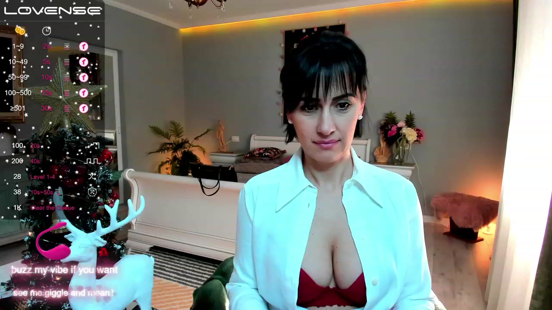 Gallery image thumbnail from Miss_Giulia's myfreecams stream on, 12/30/2022, 10:03 image 3 of 20