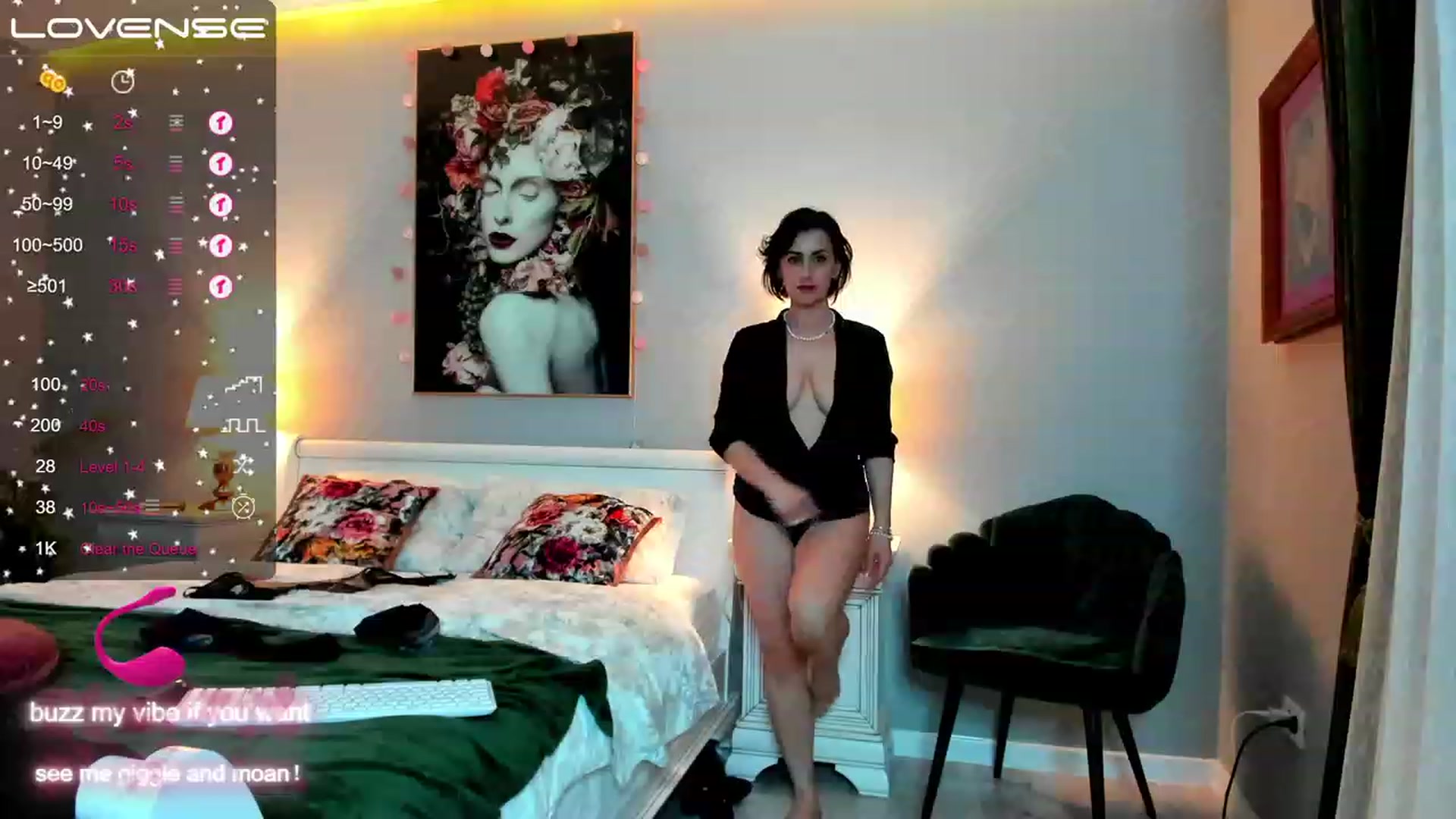 Gallery image thumbnail from Miss_Giulia's myfreecams stream on, 01/10/2023, 14:36 image 13 of 20