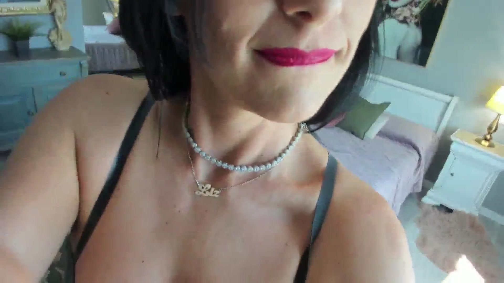 Gallery image thumbnail from Miss_Giulia's myfreecams stream on, 08/15/2024, 13:34 image 14 of 20