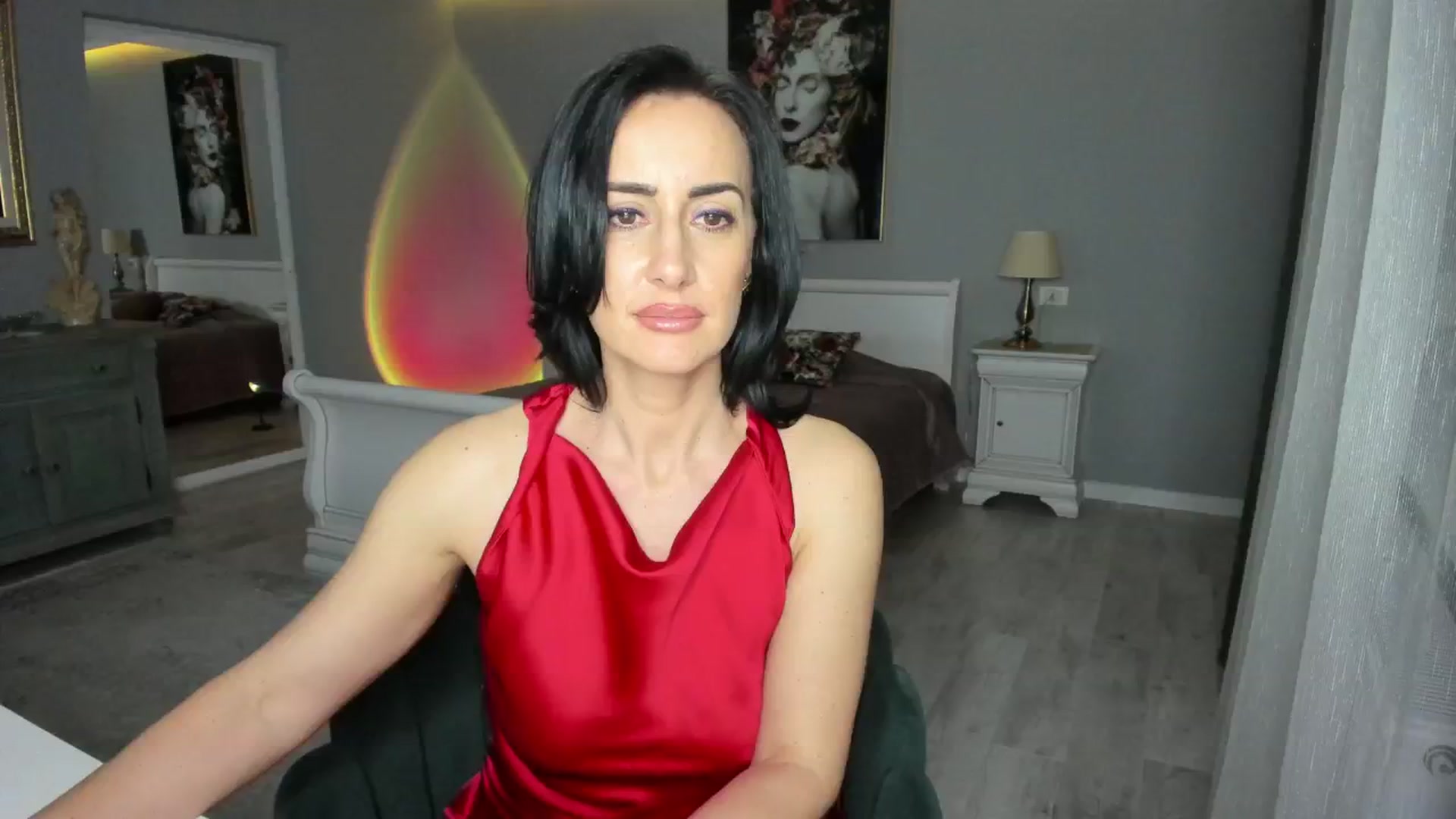 Gallery image thumbnail from Miss_Giulia's myfreecams stream on, 12/21/2024, 12:07 image 2 of 20