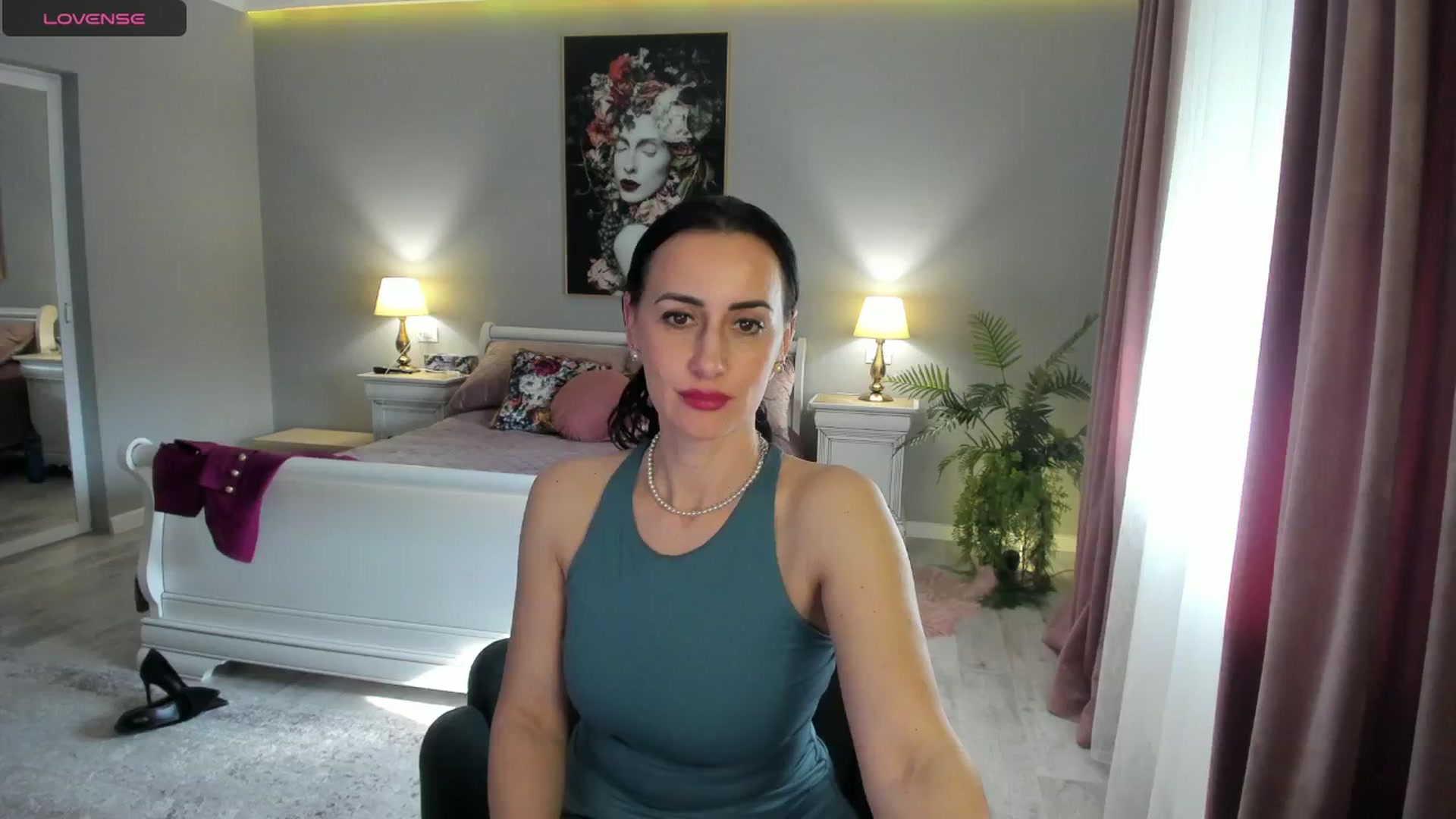 Gallery image thumbnail from Miss_Giulia's myfreecams stream on, 02/13/2025, 13:45 image 6 of 20