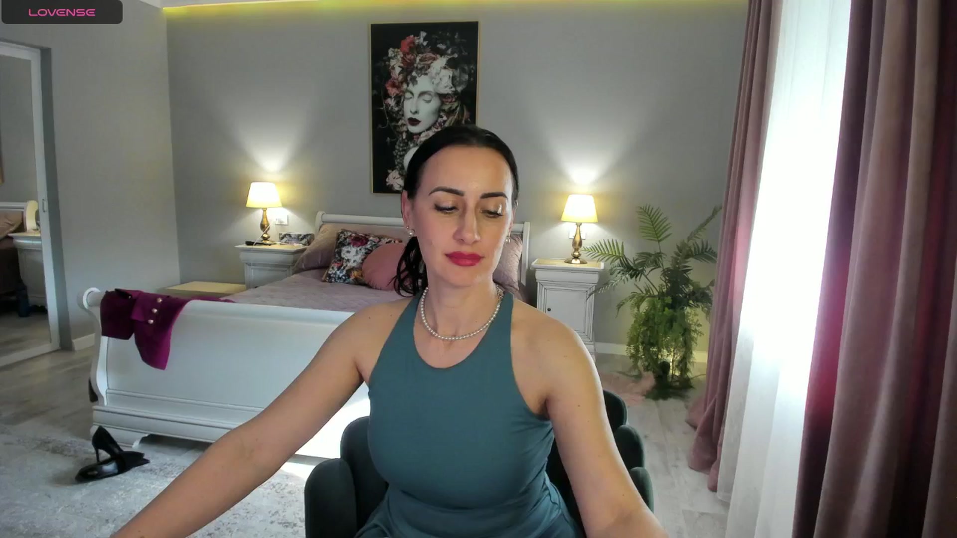 Gallery image thumbnail from Miss_Giulia's myfreecams stream on, 02/13/2025, 13:45 image 7 of 20