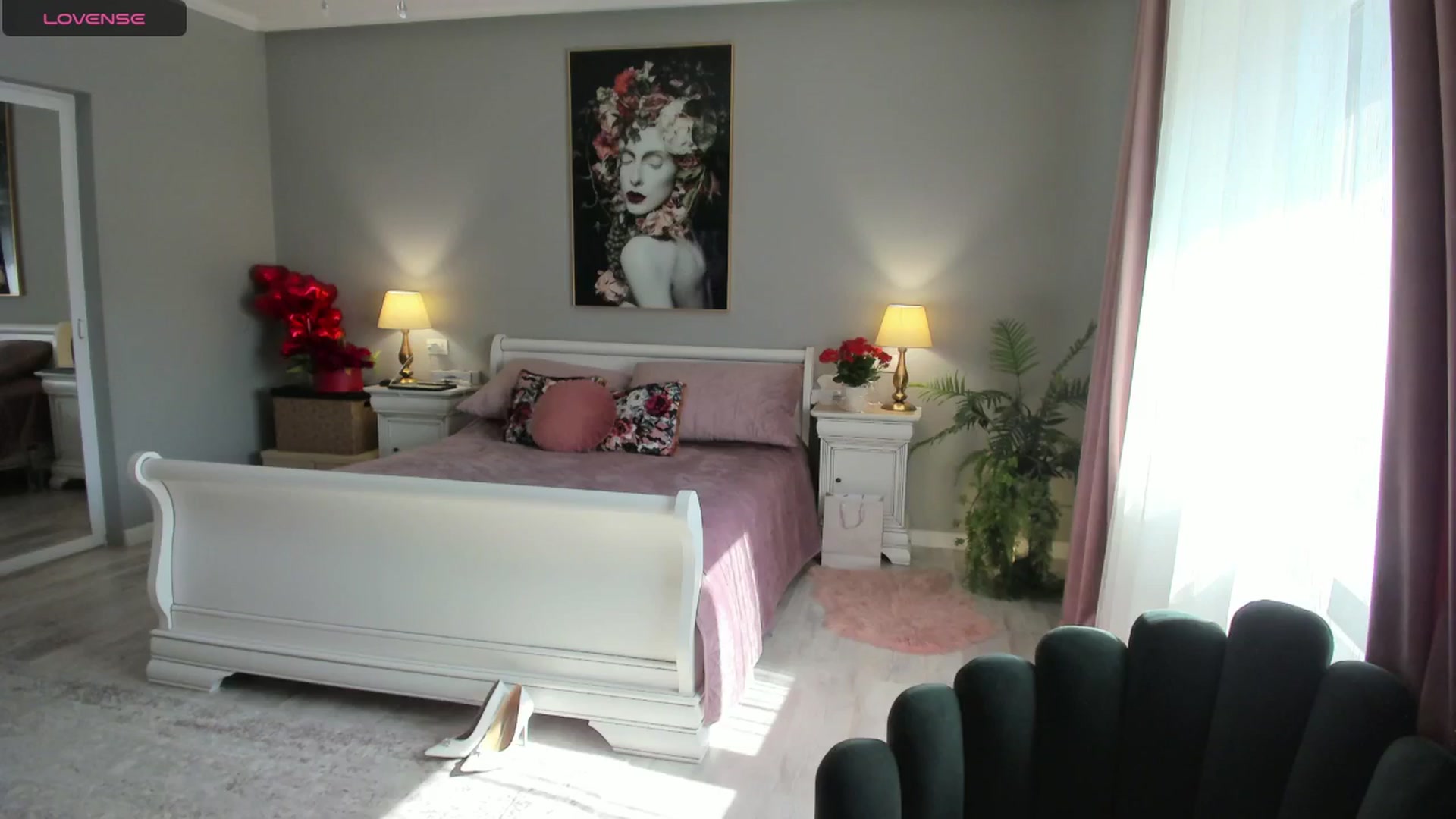 Gallery image thumbnail from Miss_Giulia's myfreecams stream on, 03/06/2025, 12:18 image 6 of 20
