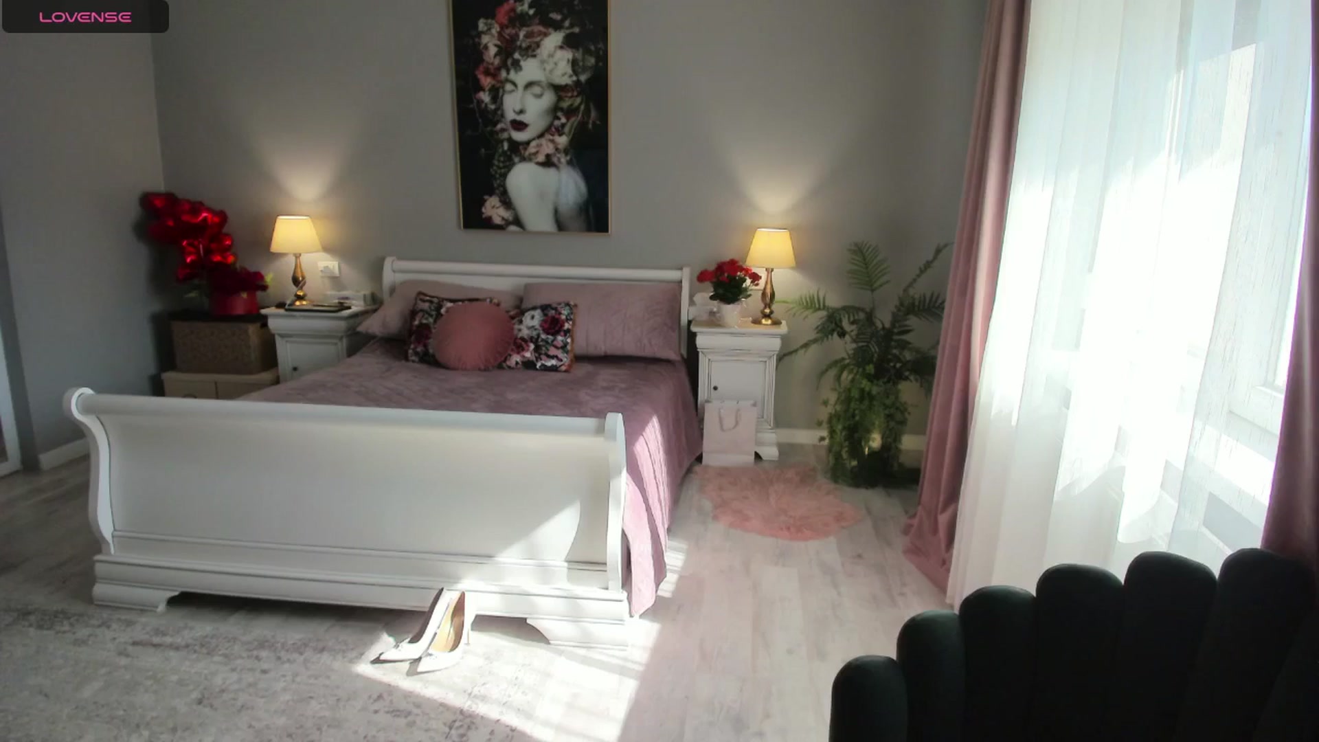 Gallery image thumbnail from Miss_Giulia's myfreecams stream on, 03/06/2025, 12:18 image 16 of 20