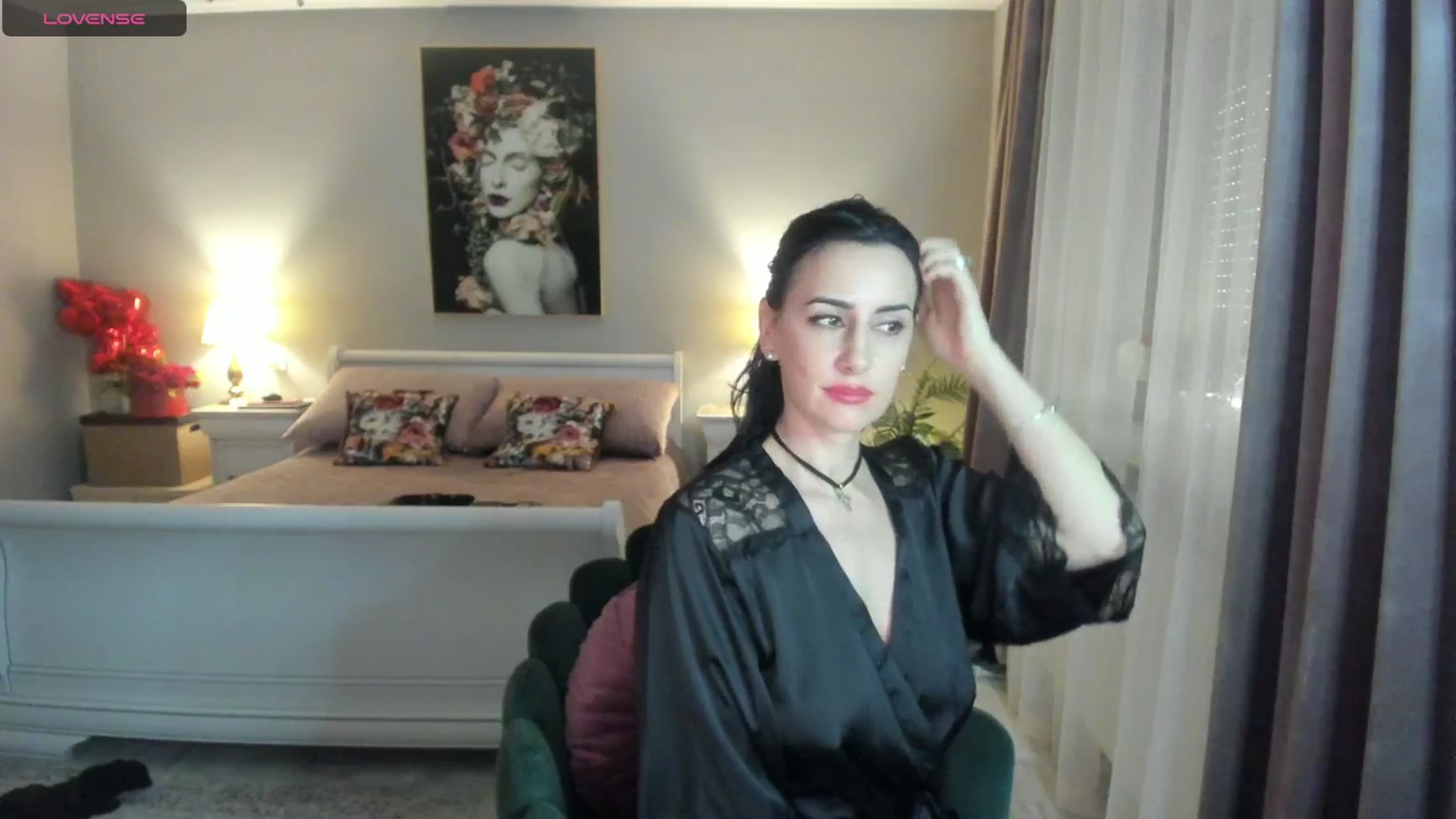 Gallery image thumbnail from Miss_Giulia's myfreecams stream on, 03/11/2025, 11:38 image 19 of 20