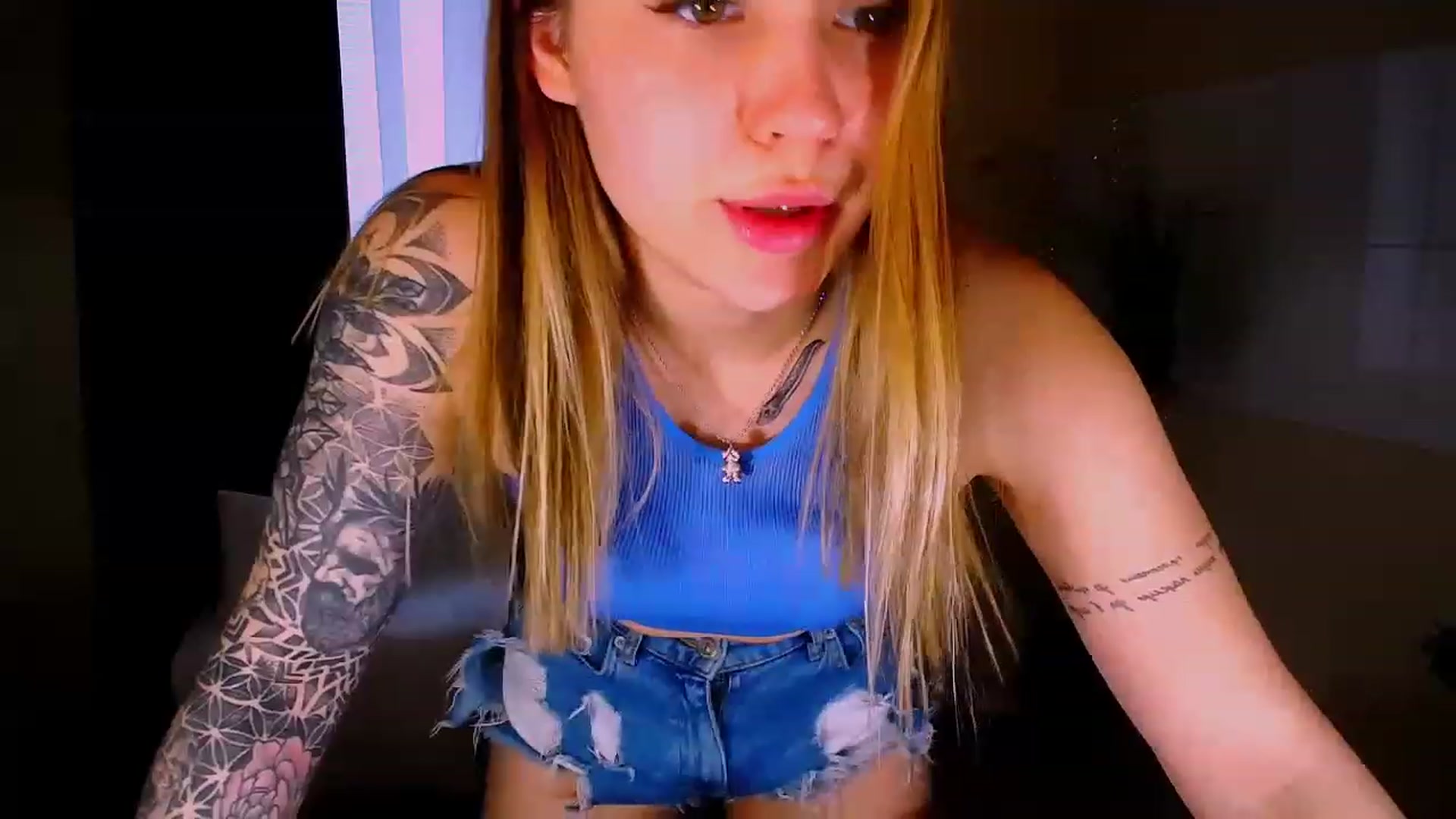 Gallery image thumbnail from Miss_JOI's myfreecams stream on, 04/15/2023, 10:53 image 18 of 20