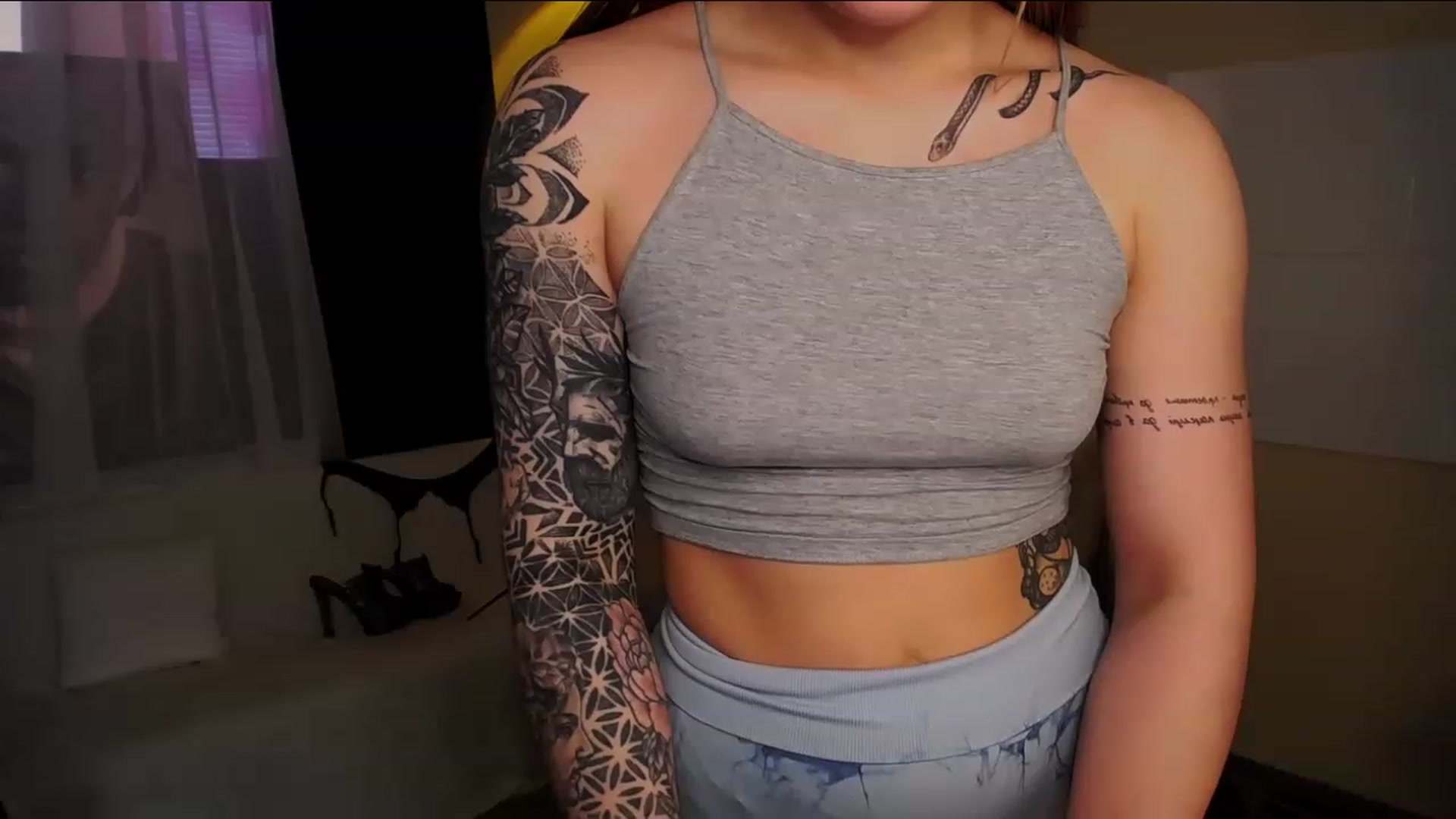 Gallery image thumbnail from Miss_JOI's myfreecams stream on, 05/07/2023, 10:07 image 10 of 20