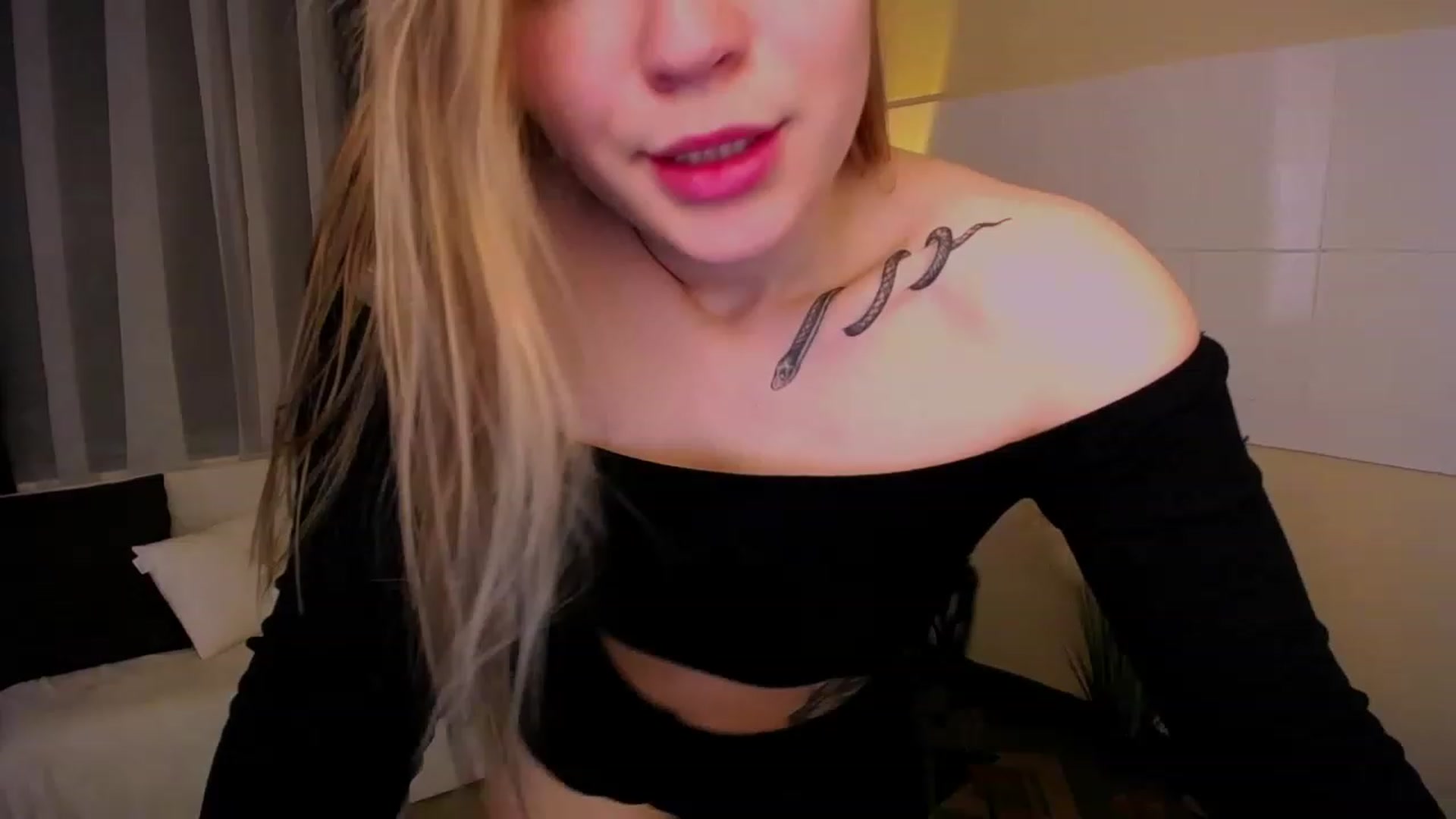 Gallery image thumbnail from Miss_JOI's myfreecams stream on, 05/15/2023, 08:59 image 9 of 20