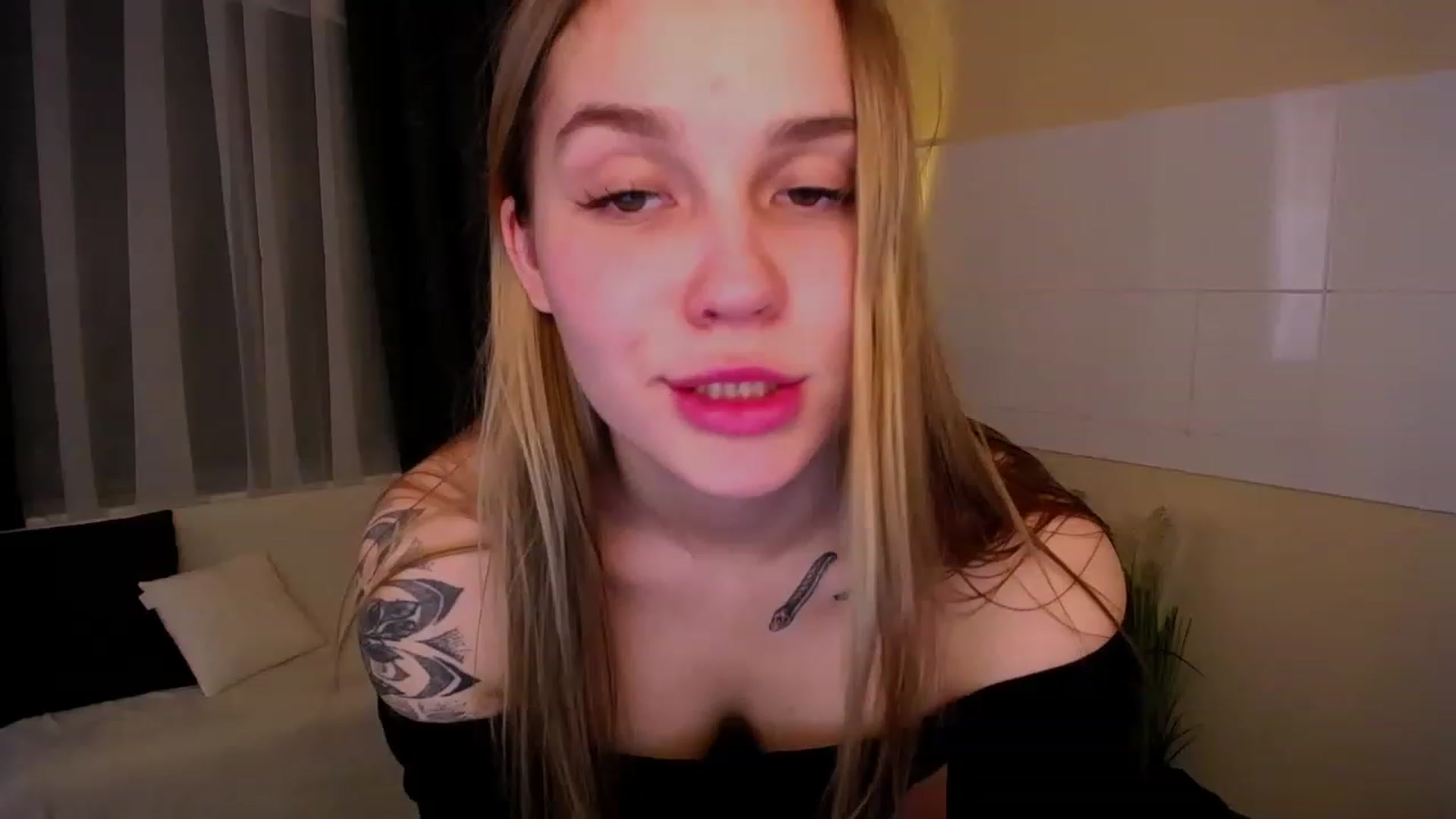Gallery image thumbnail from Miss_JOI's myfreecams stream on, 05/15/2023, 10:57 image 12 of 20
