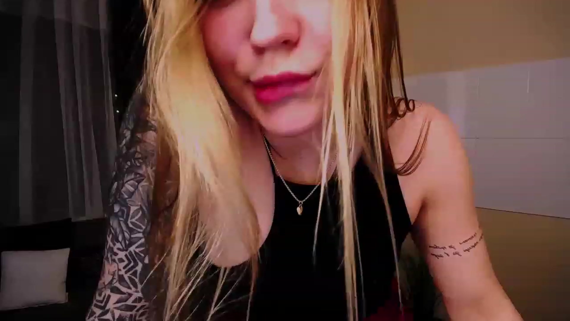 Gallery image thumbnail from Miss_JOI's myfreecams stream on, 05/29/2023, 10:59 image 8 of 20