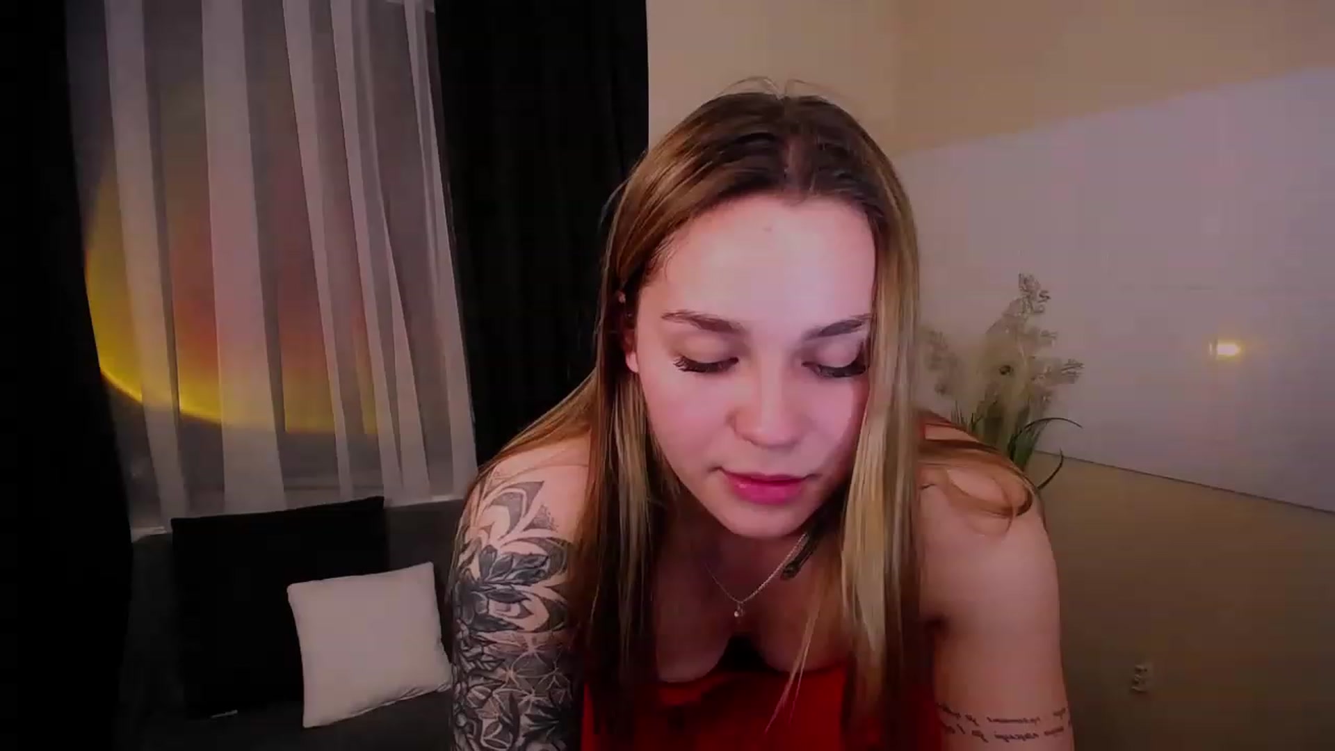 Gallery image thumbnail from Miss_JOI's myfreecams stream on, 06/03/2023, 10:56 image 15 of 20
