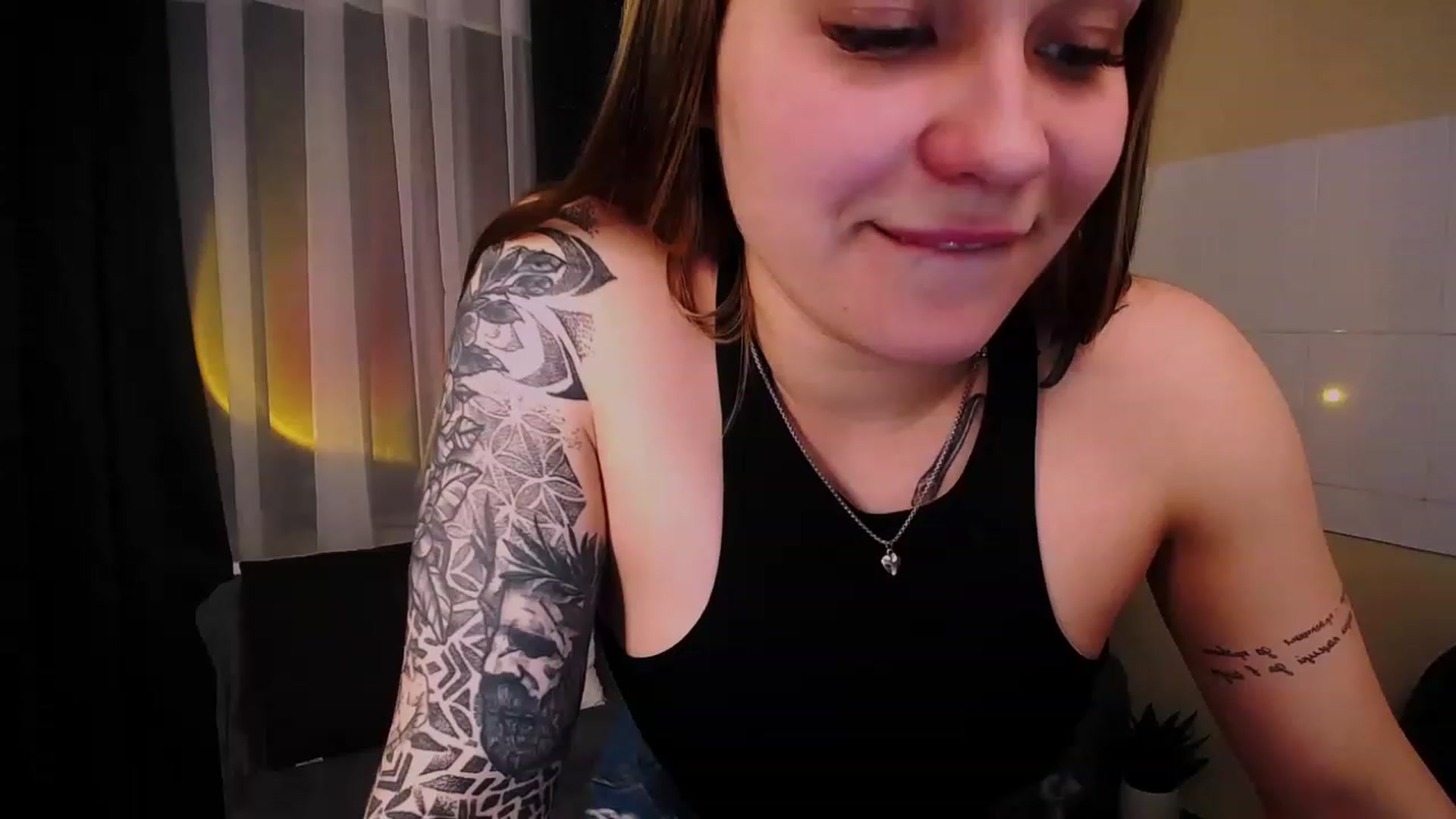 Gallery image thumbnail from Miss_JOI's myfreecams stream on, 06/13/2023, 10:38 image 1 of 20