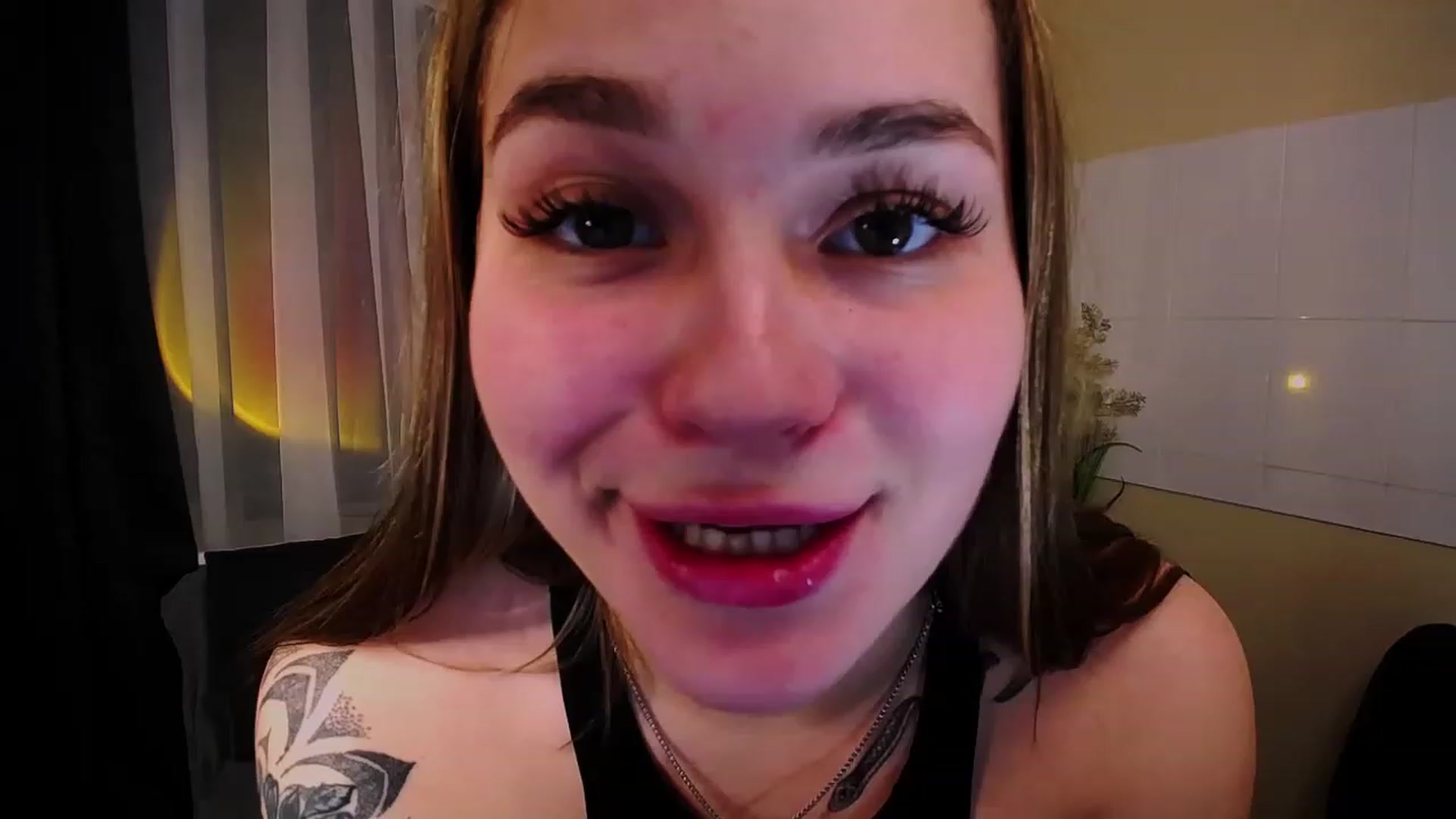 Gallery image thumbnail from Miss_JOI's myfreecams stream on, 06/13/2023, 10:38 image 3 of 20