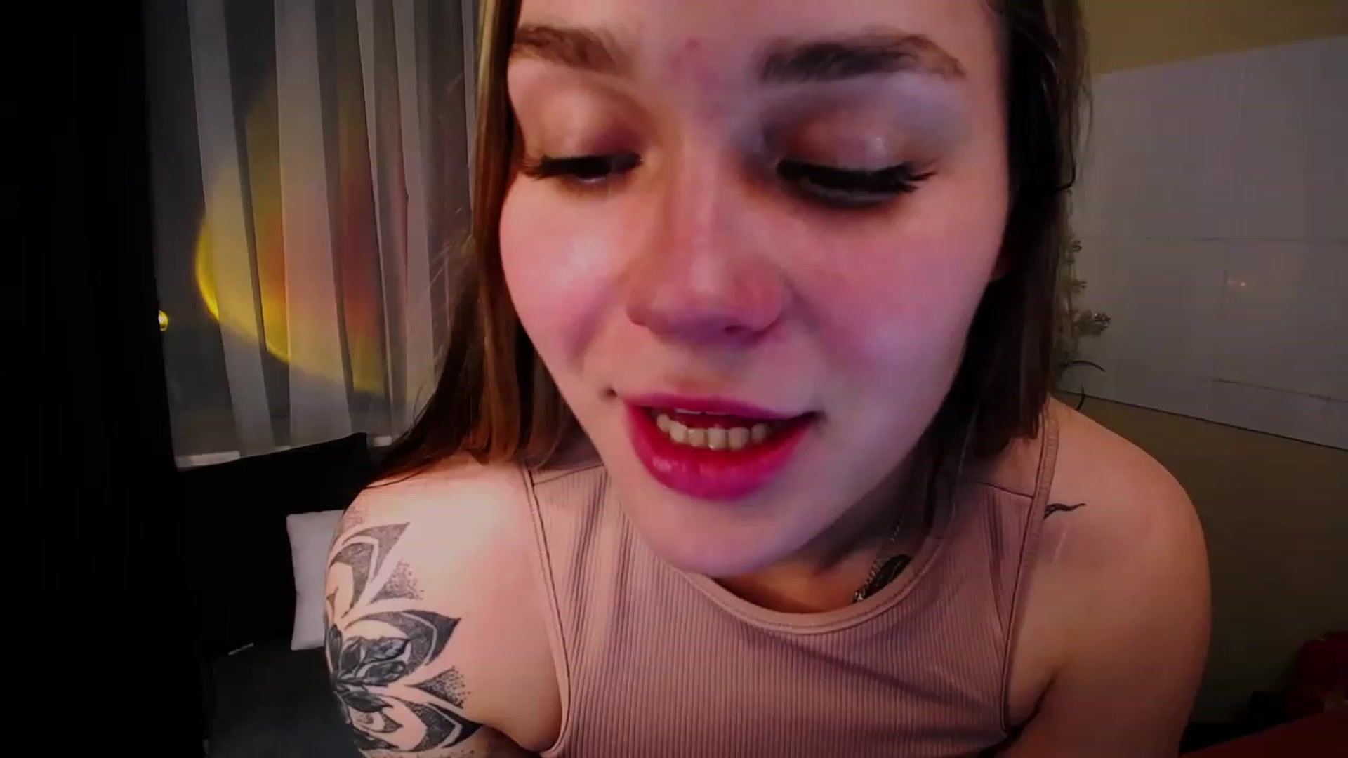 Gallery image thumbnail from Miss_JOI's myfreecams stream on, 06/16/2023, 17:14 image 14 of 20