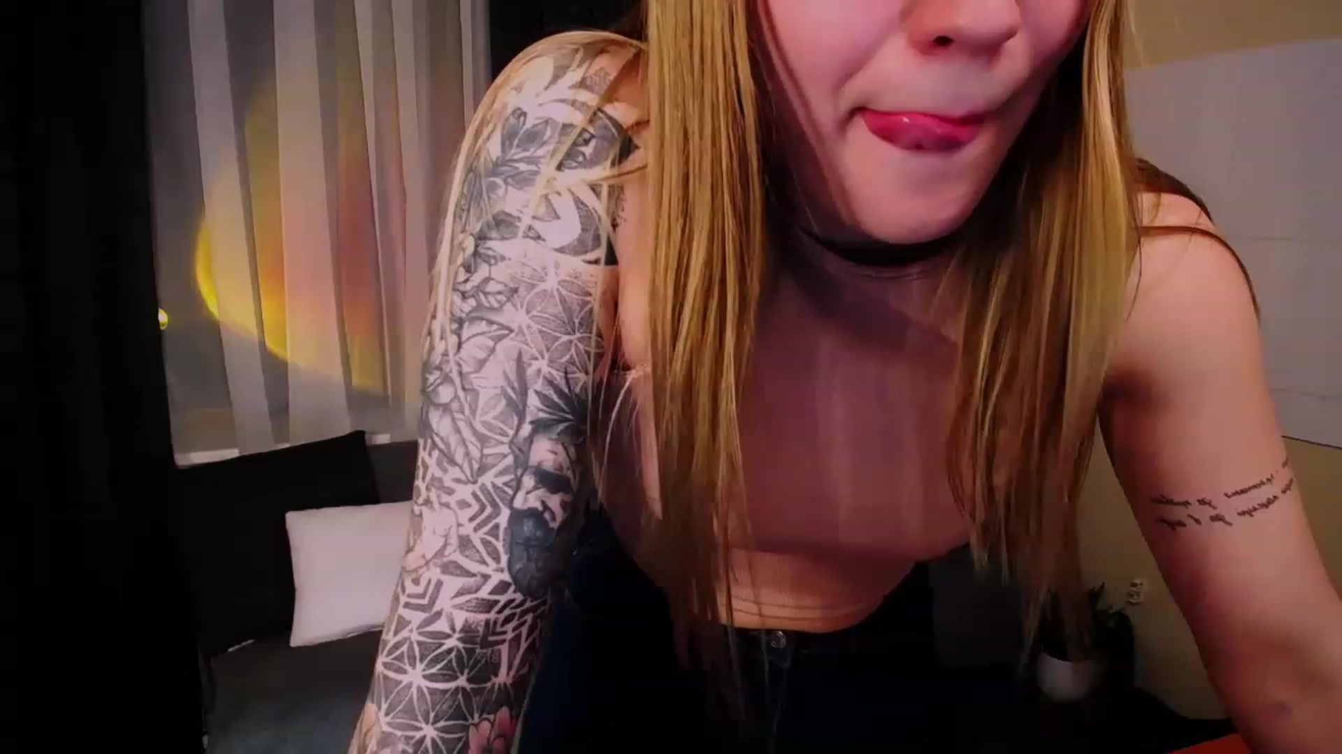 Gallery image thumbnail from Miss_JOI's myfreecams stream on, 06/16/2023, 17:14 image 13 of 20