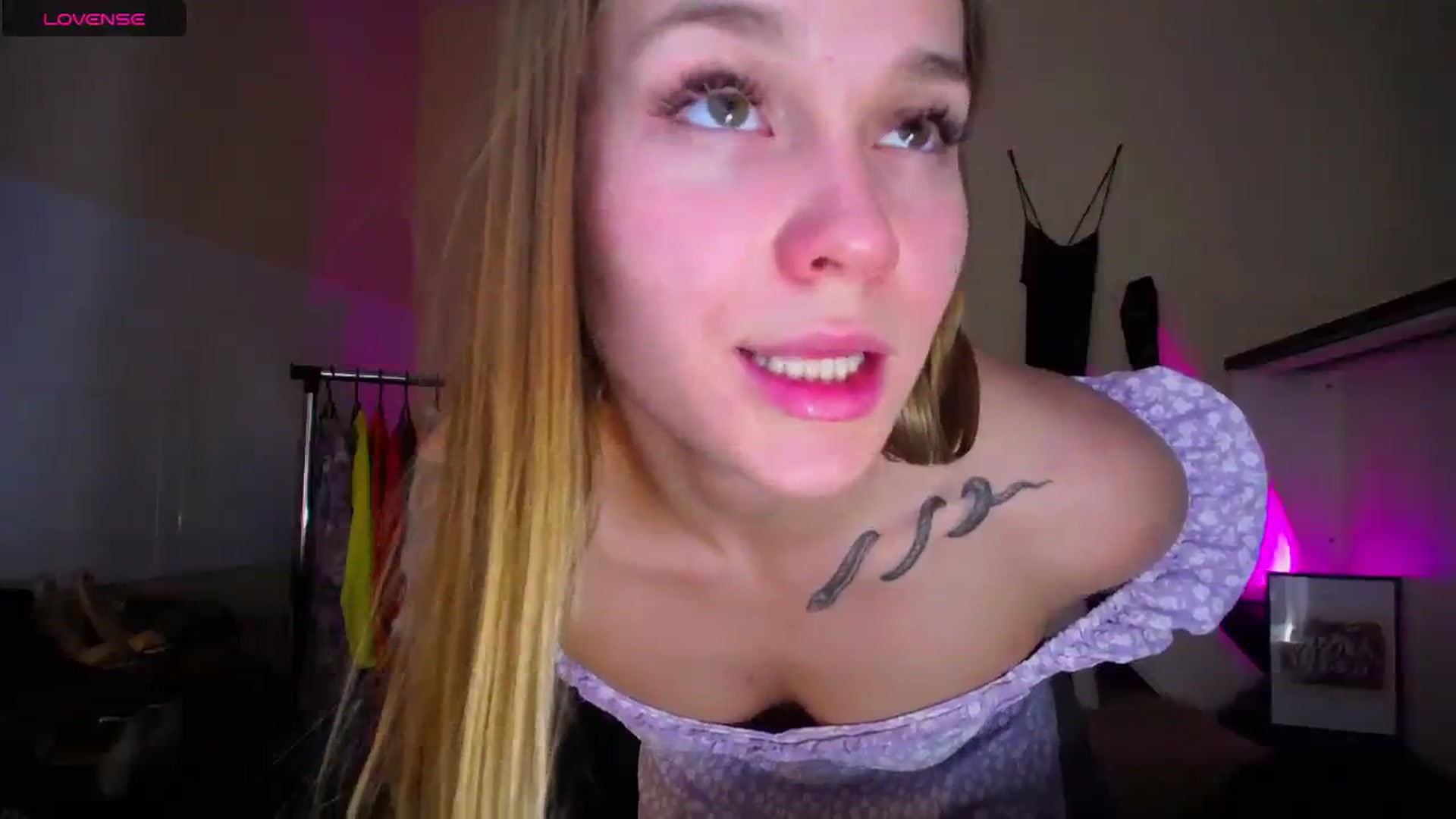 Gallery image thumbnail from Miss_JOI's myfreecams stream on, 03/16/2024, 12:05 image 14 of 20