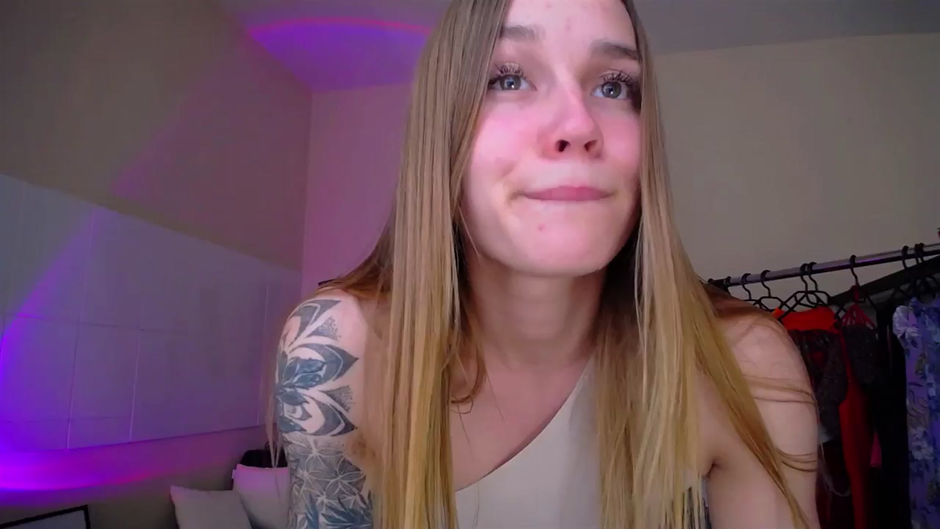 Gallery image thumbnail from Miss_JOI's myfreecams stream on, 05/12/2024, 11:12 image 14 of 20