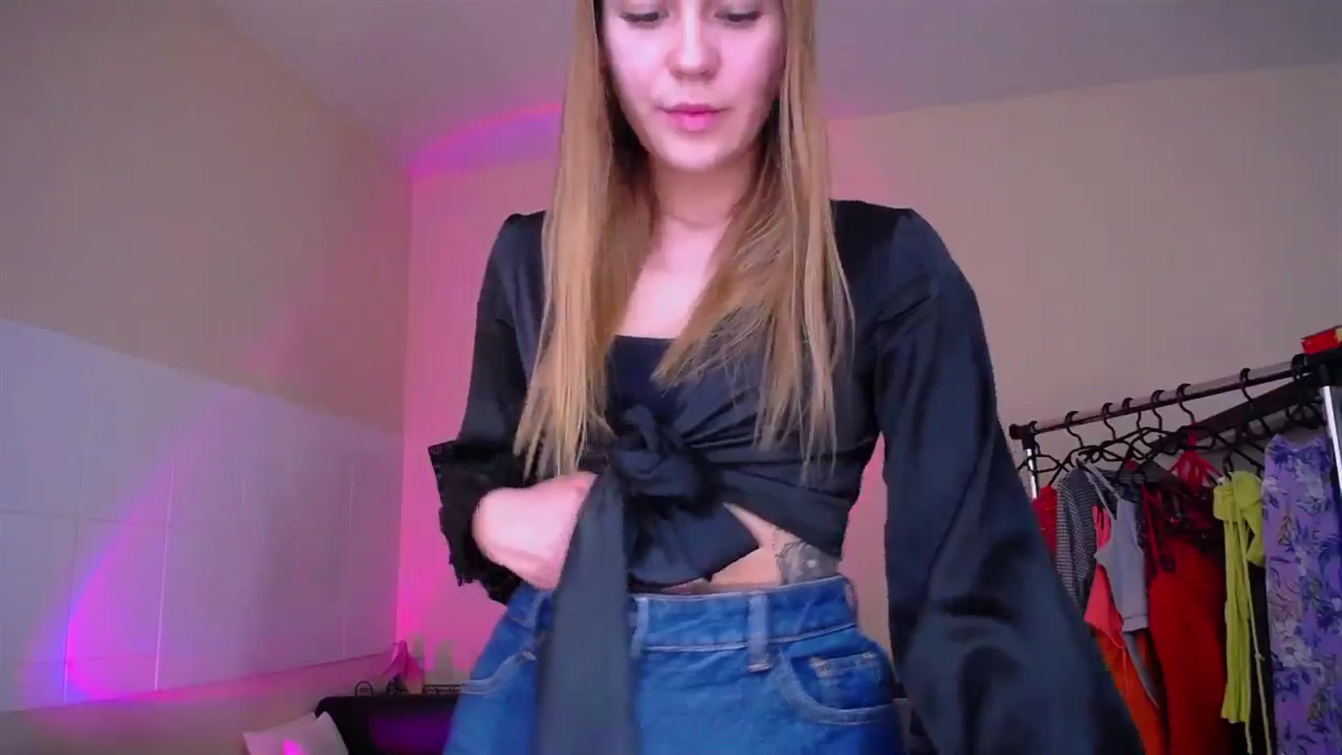 Gallery image thumbnail from Miss_JOI's myfreecams stream on, 06/04/2024, 11:31 image 6 of 20