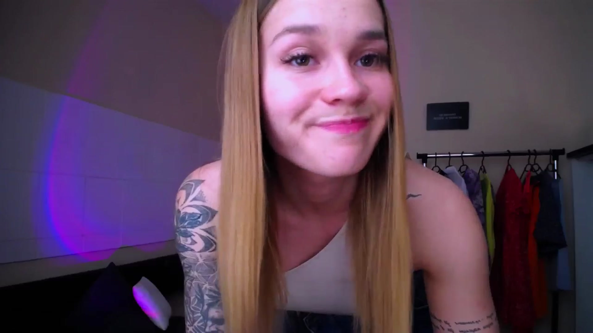 Gallery image thumbnail from Miss_JOI's myfreecams stream on, 06/11/2024, 11:04 image 5 of 20