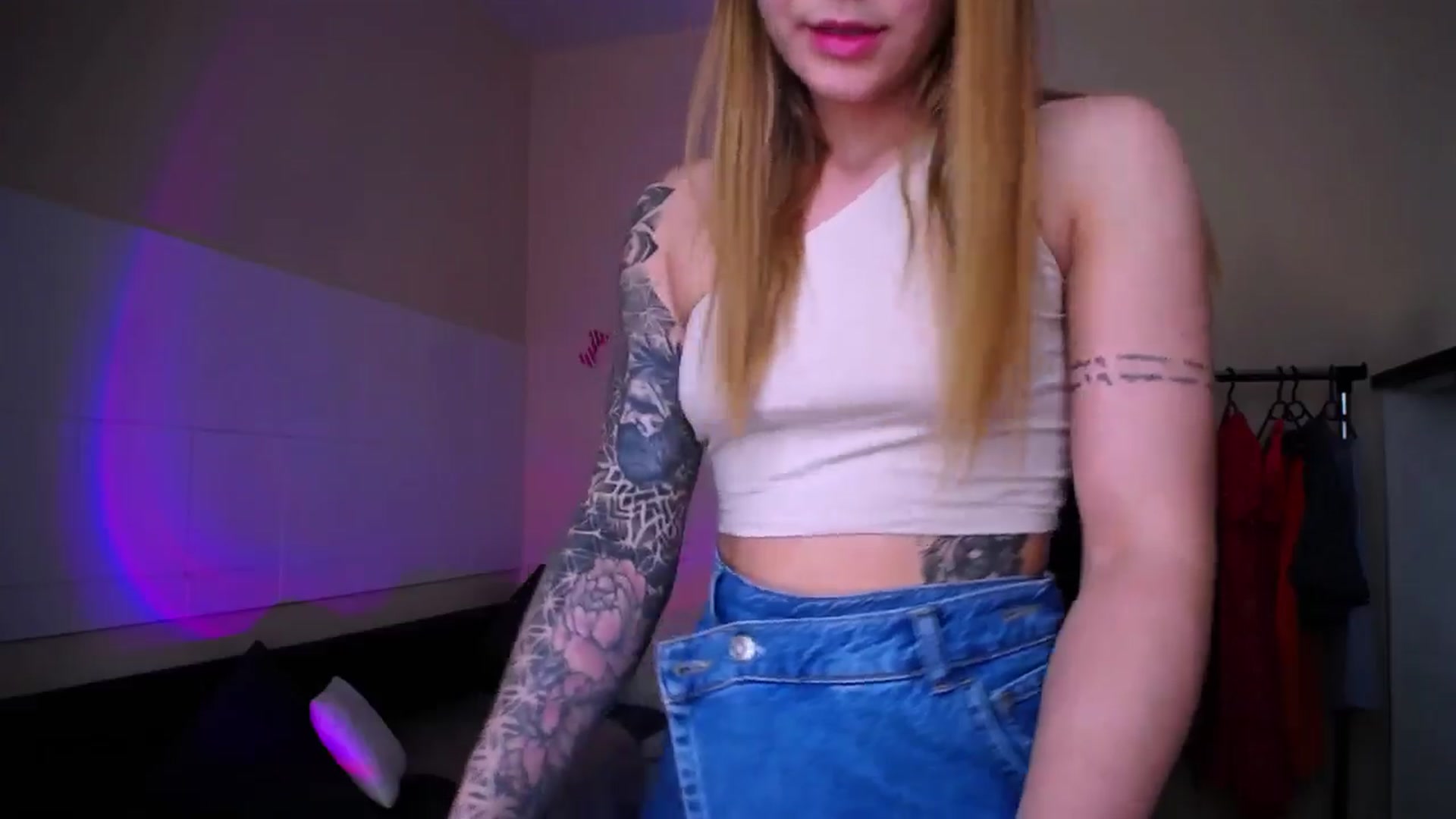 Gallery image thumbnail from Miss_JOI's myfreecams stream on, 06/11/2024, 11:04 image 16 of 20