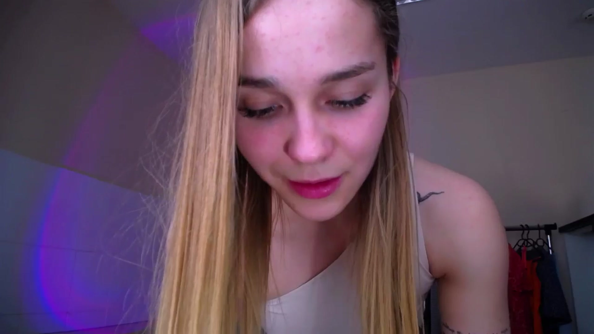Gallery image thumbnail from Miss_JOI's myfreecams stream on, 06/16/2024, 10:56 image 15 of 20