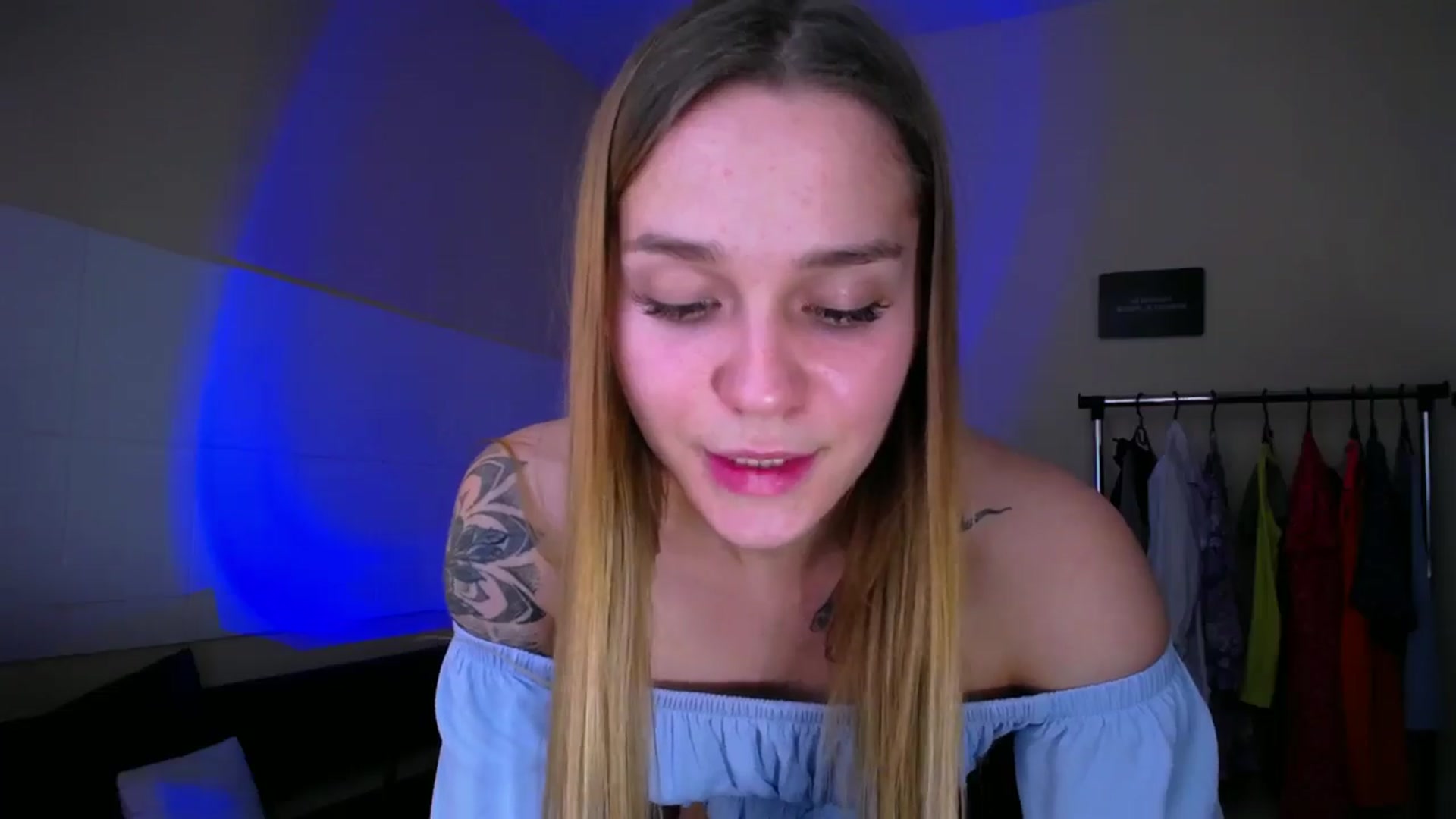 Gallery image thumbnail from Miss_JOI's myfreecams stream on, 06/19/2024, 10:48 image 2 of 20